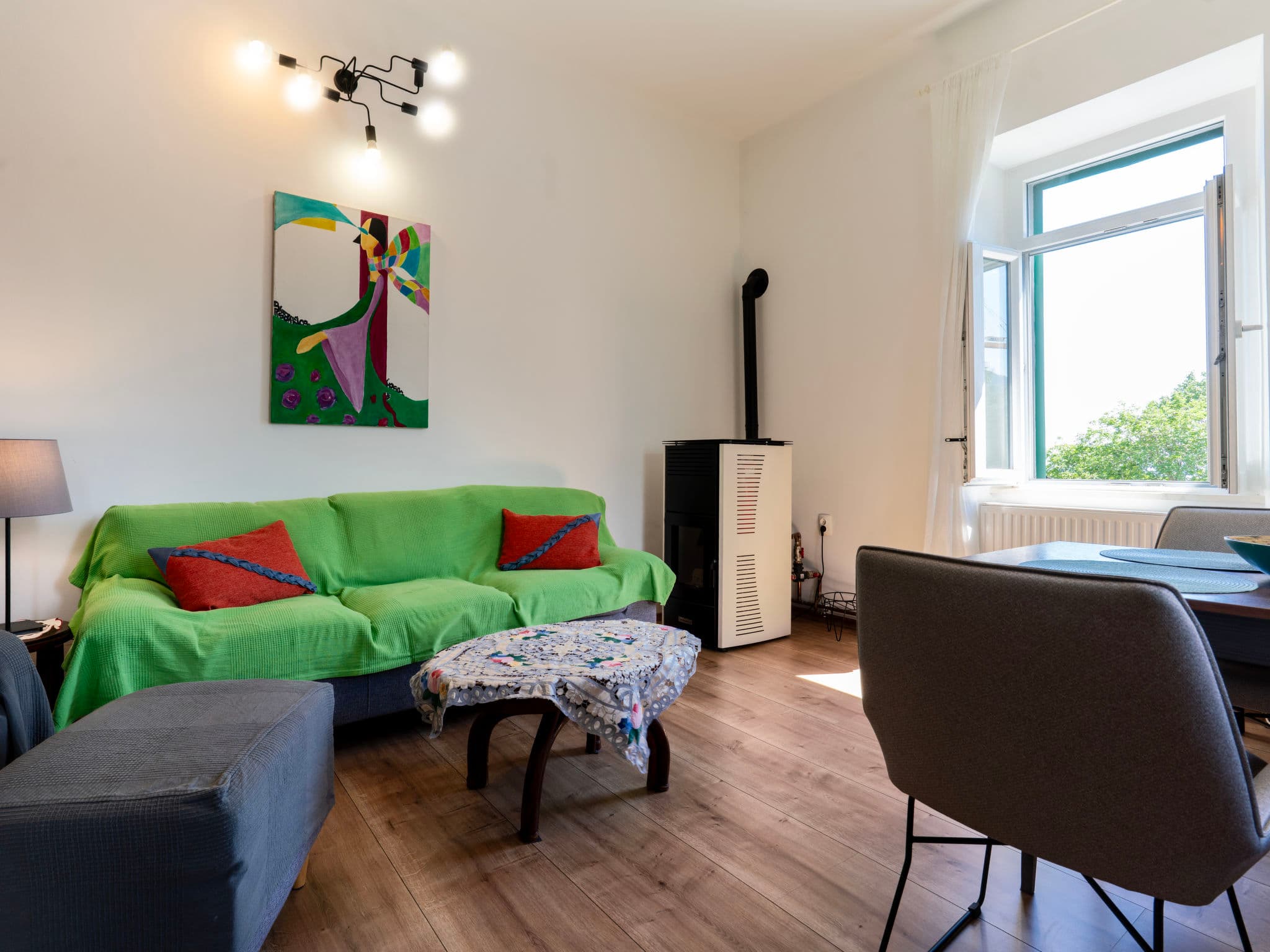 Kitchen / Dining Room