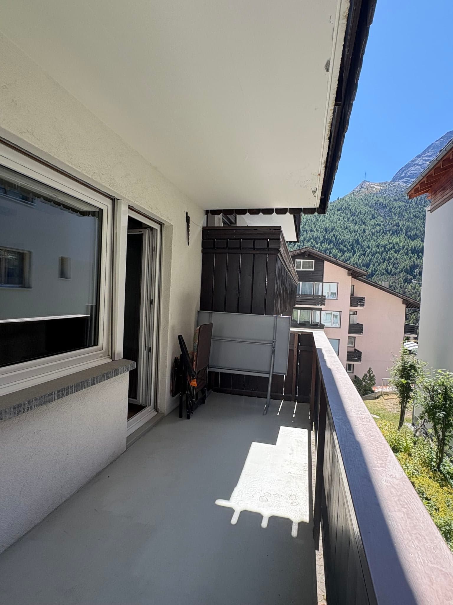 Gallery Image 37