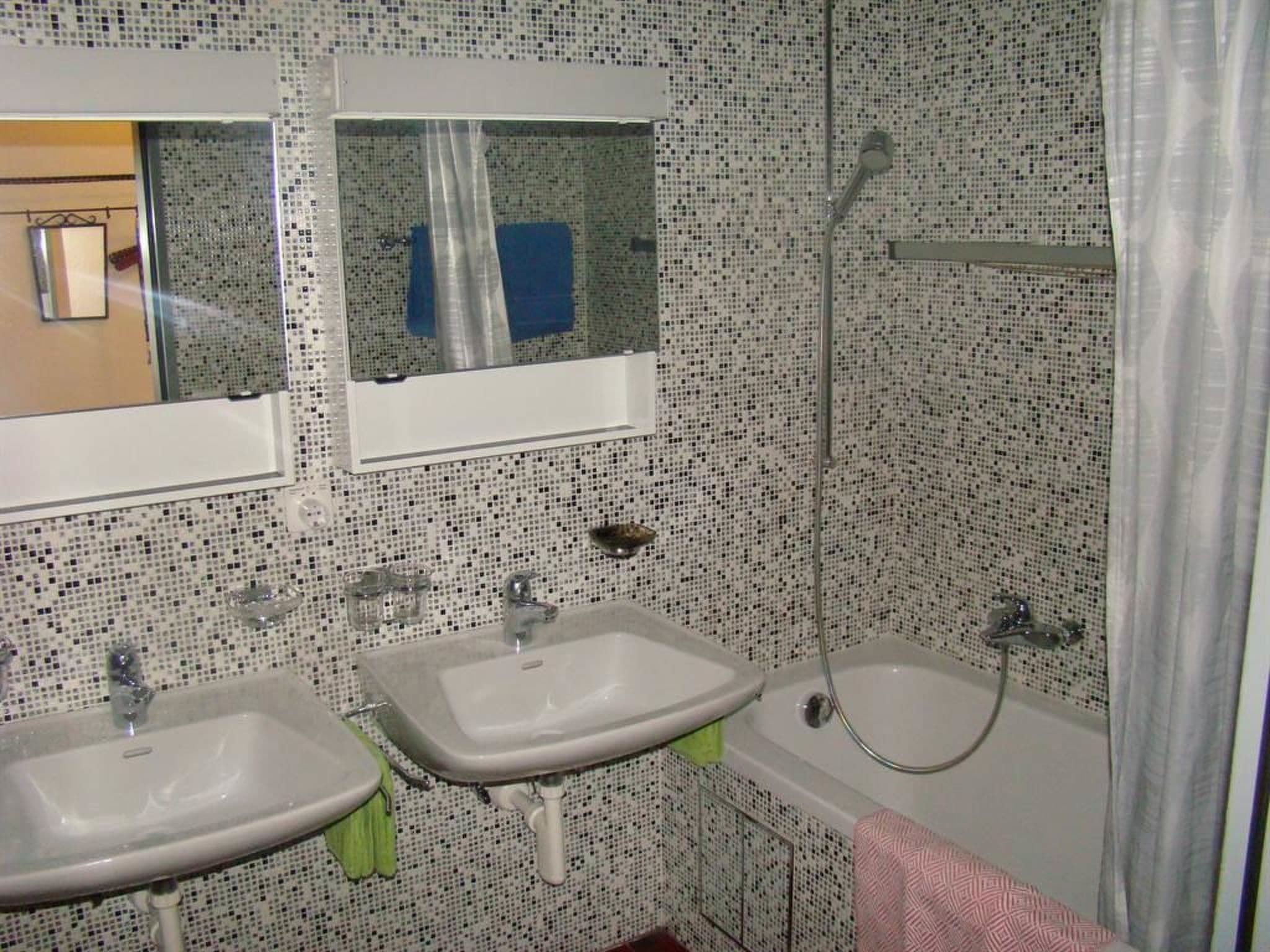 Gallery Image 21