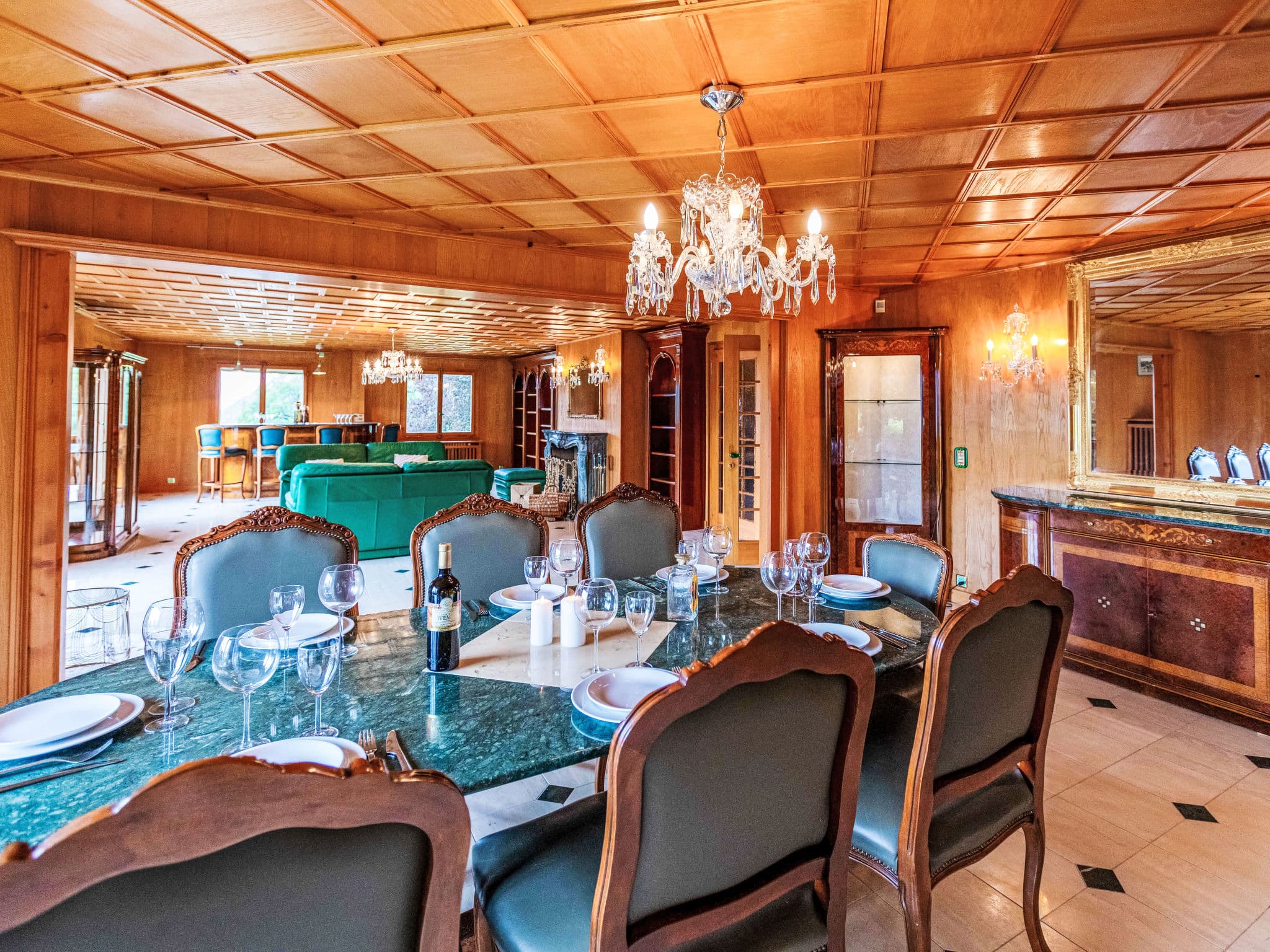 Kitchen / Dining Room