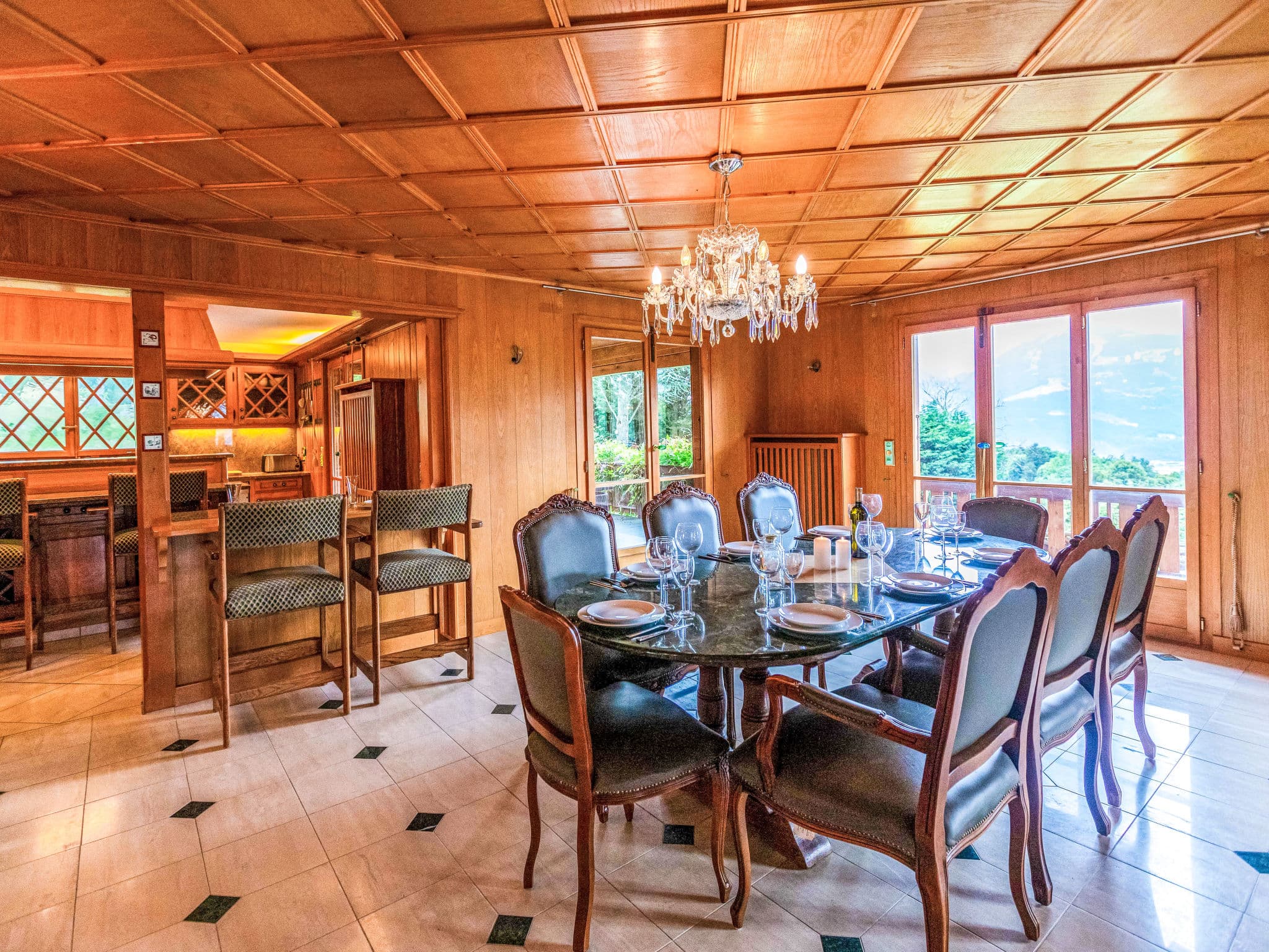 Kitchen / Dining Room