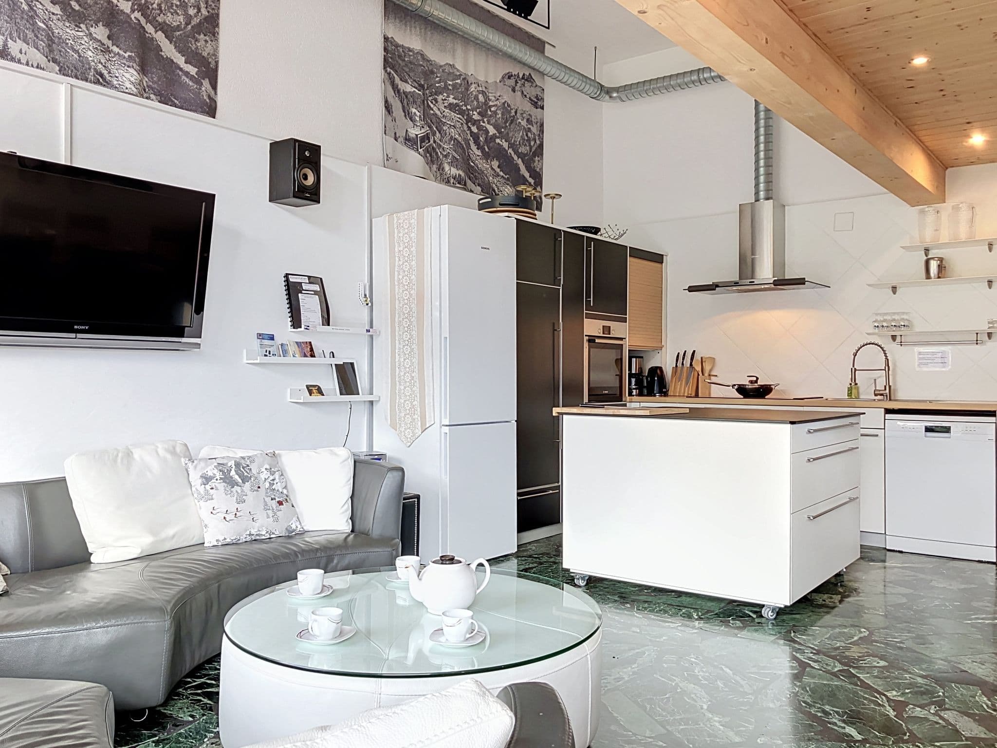 Kitchen / Dining Room