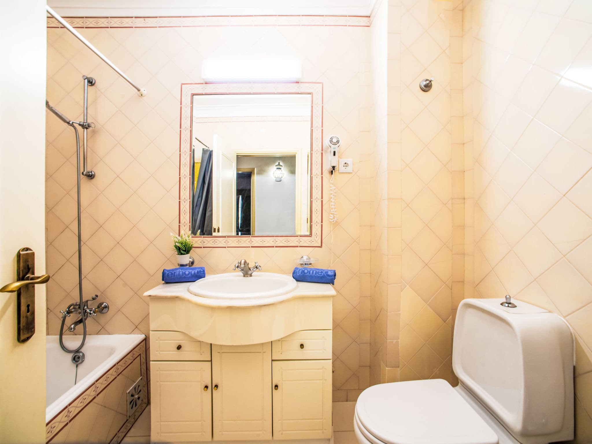 Bathroom / Wellness