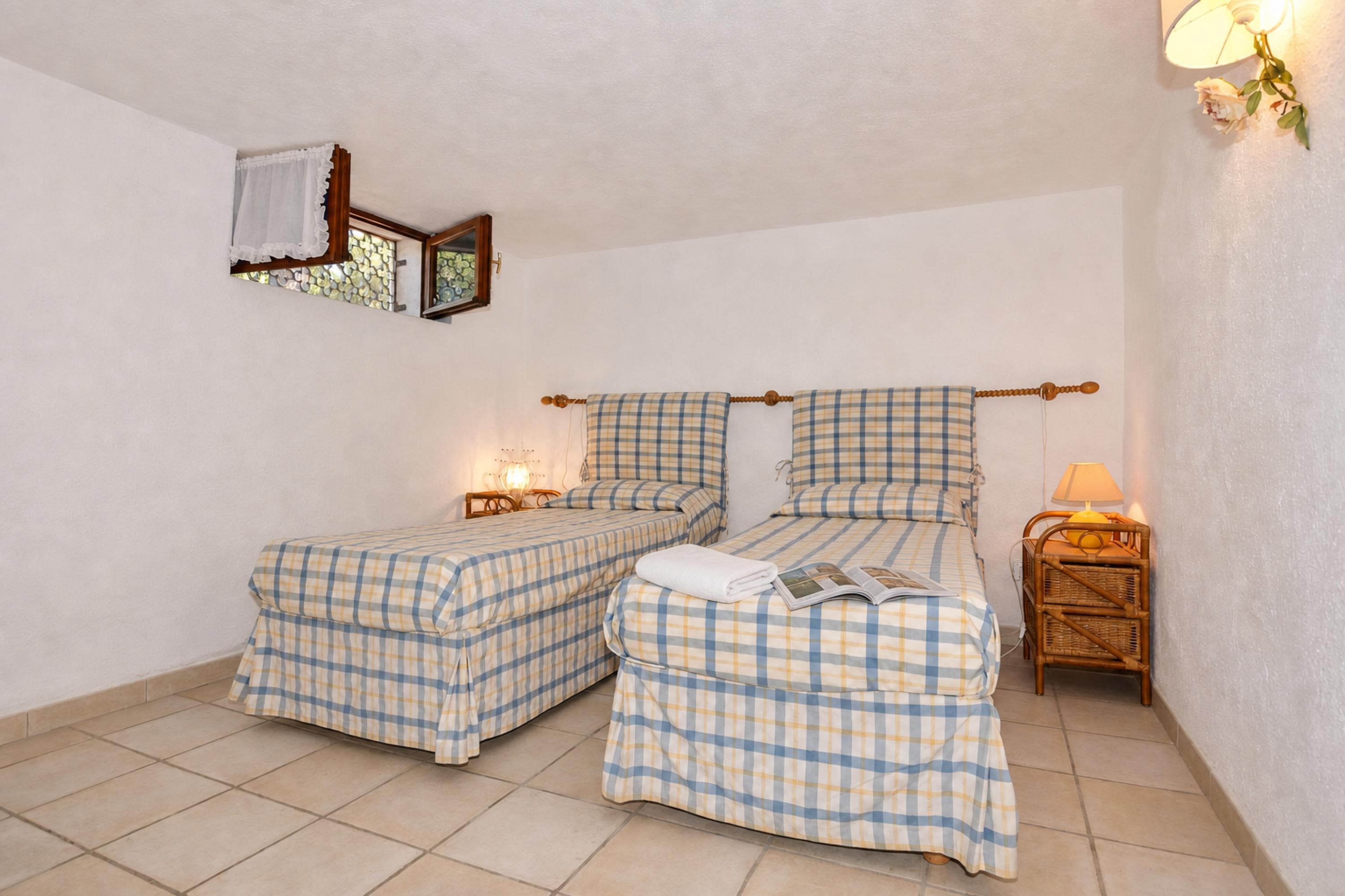 Gallery Image 35