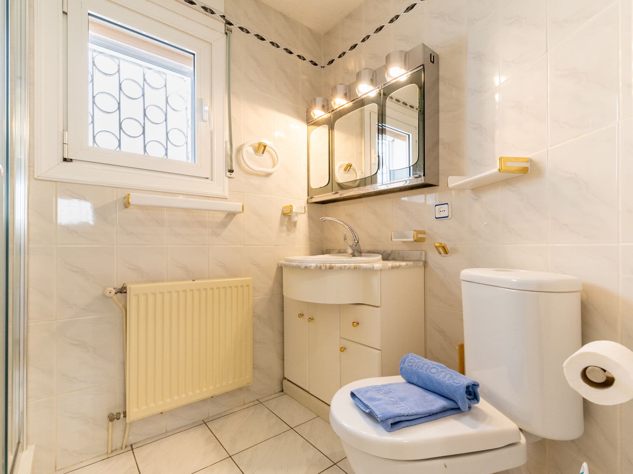 Bathroom / Wellness