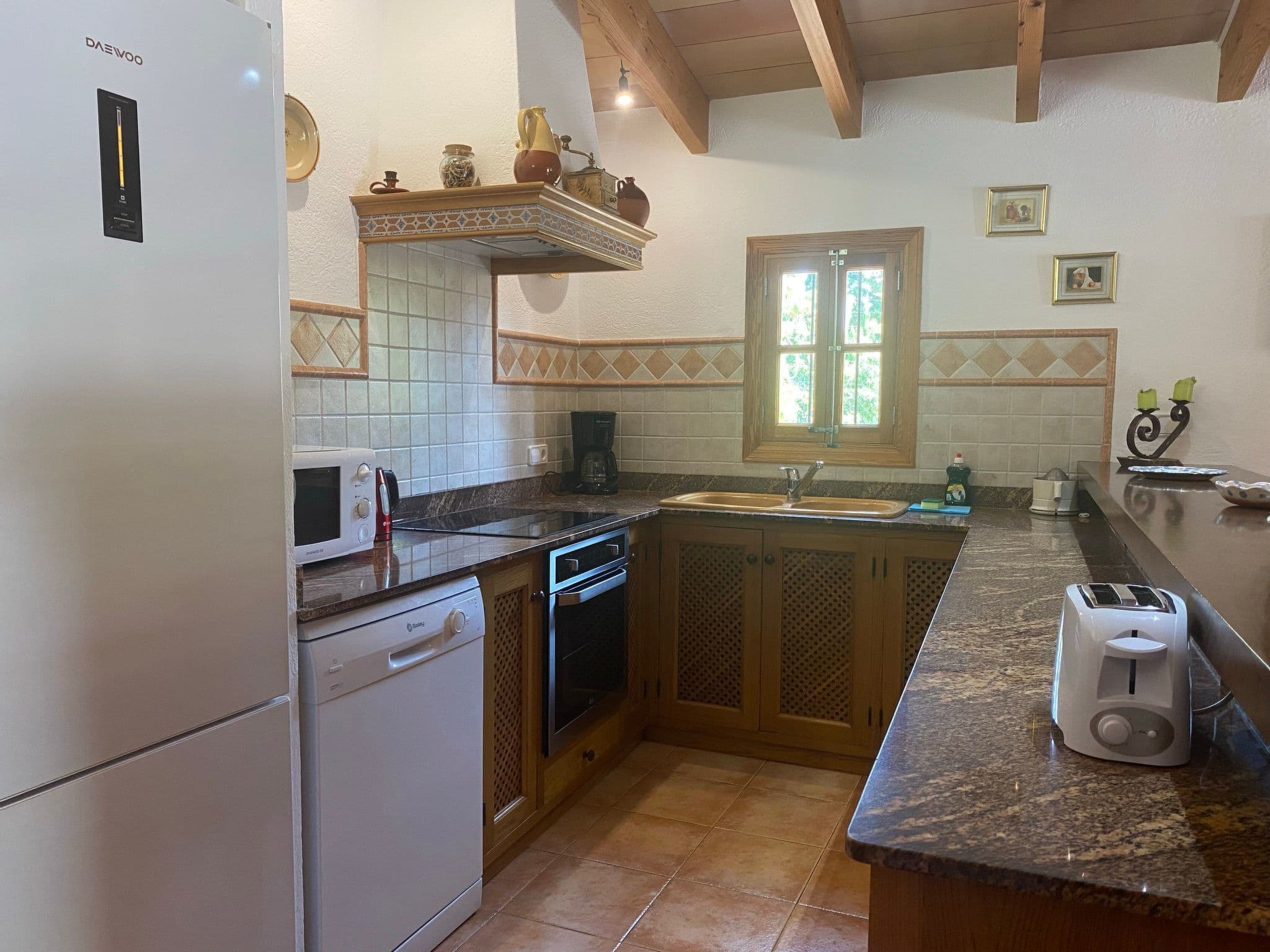 Gallery Image 13