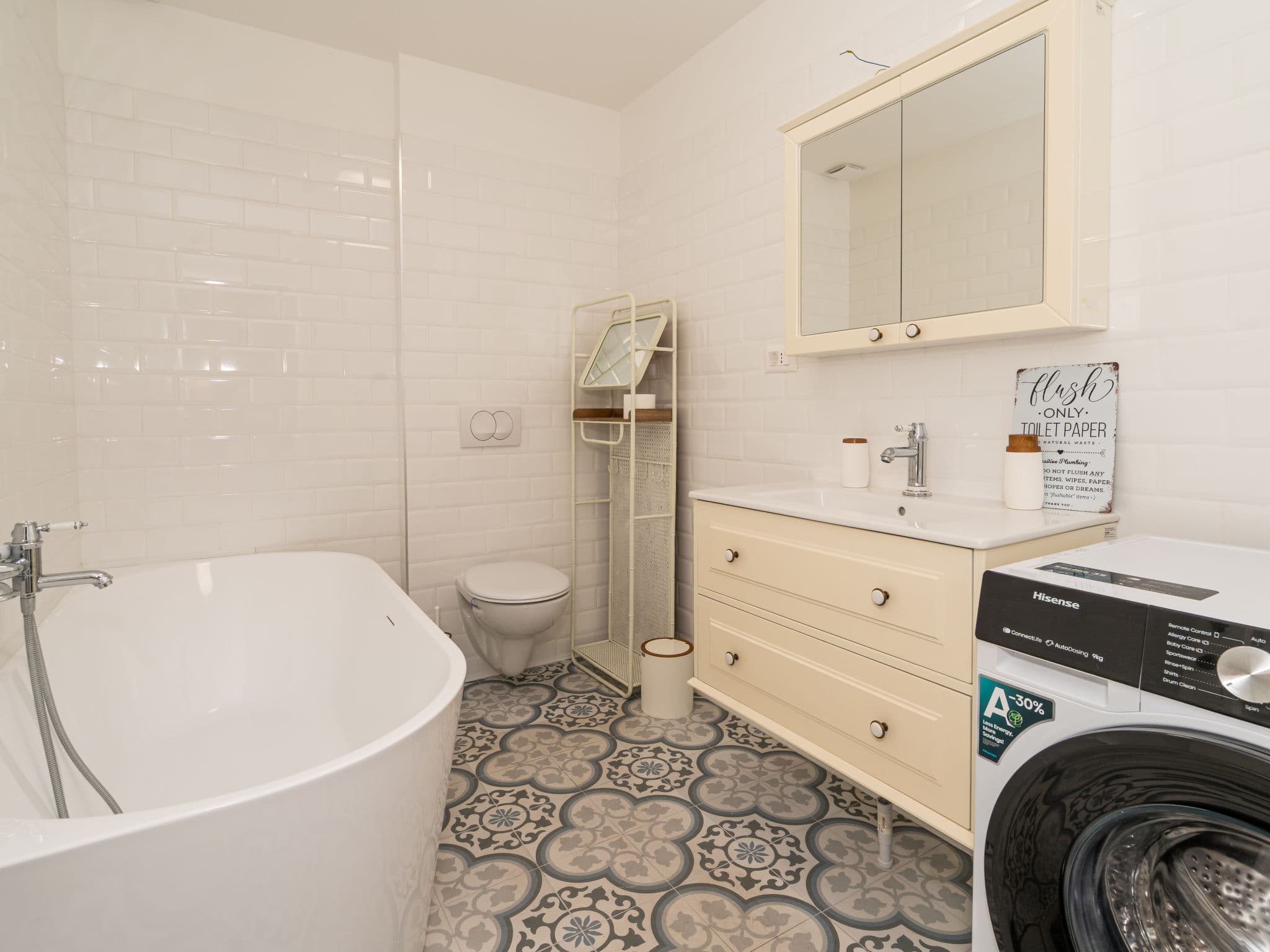 Bathroom / Wellness