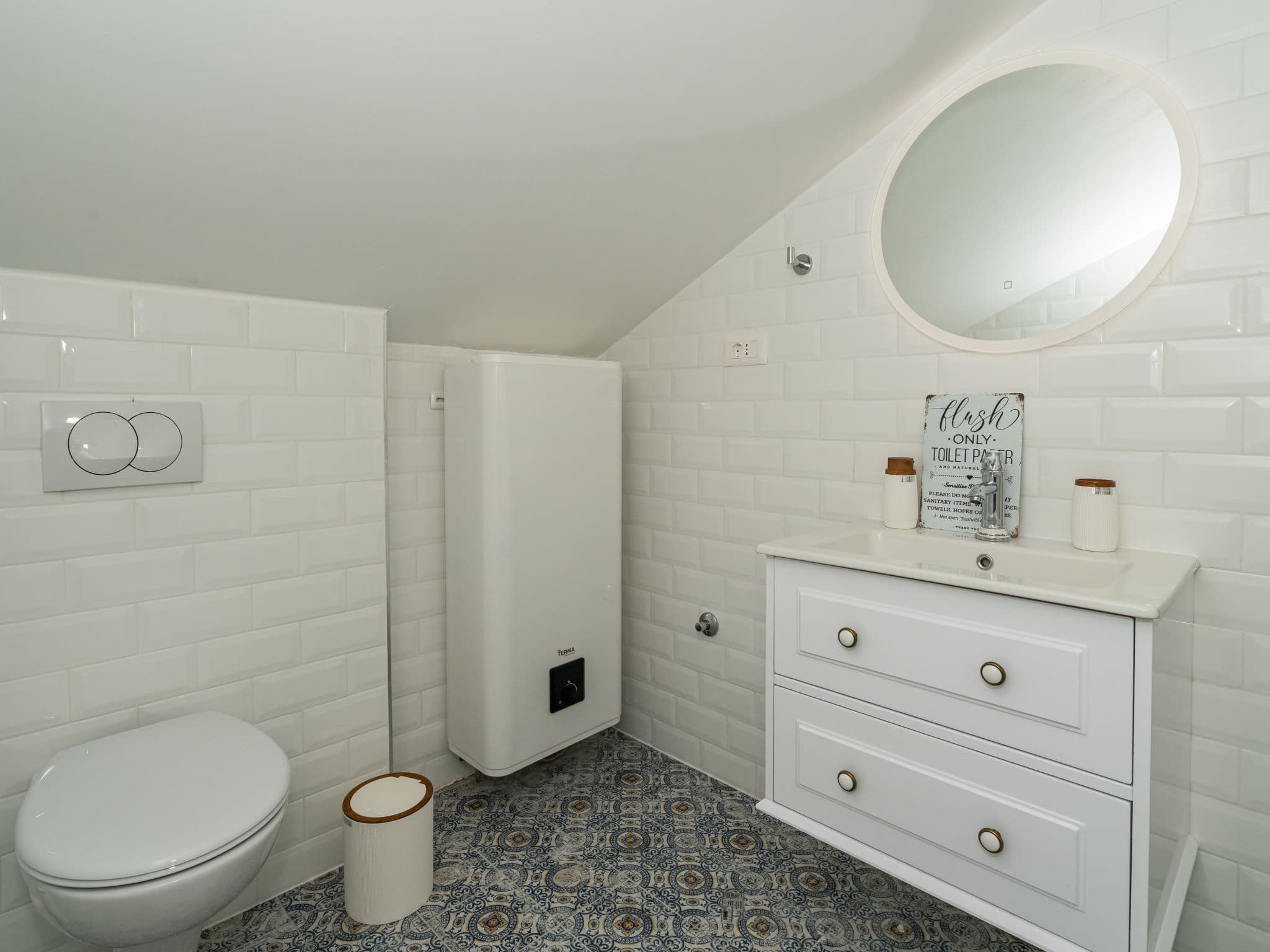 Bathroom / Wellness