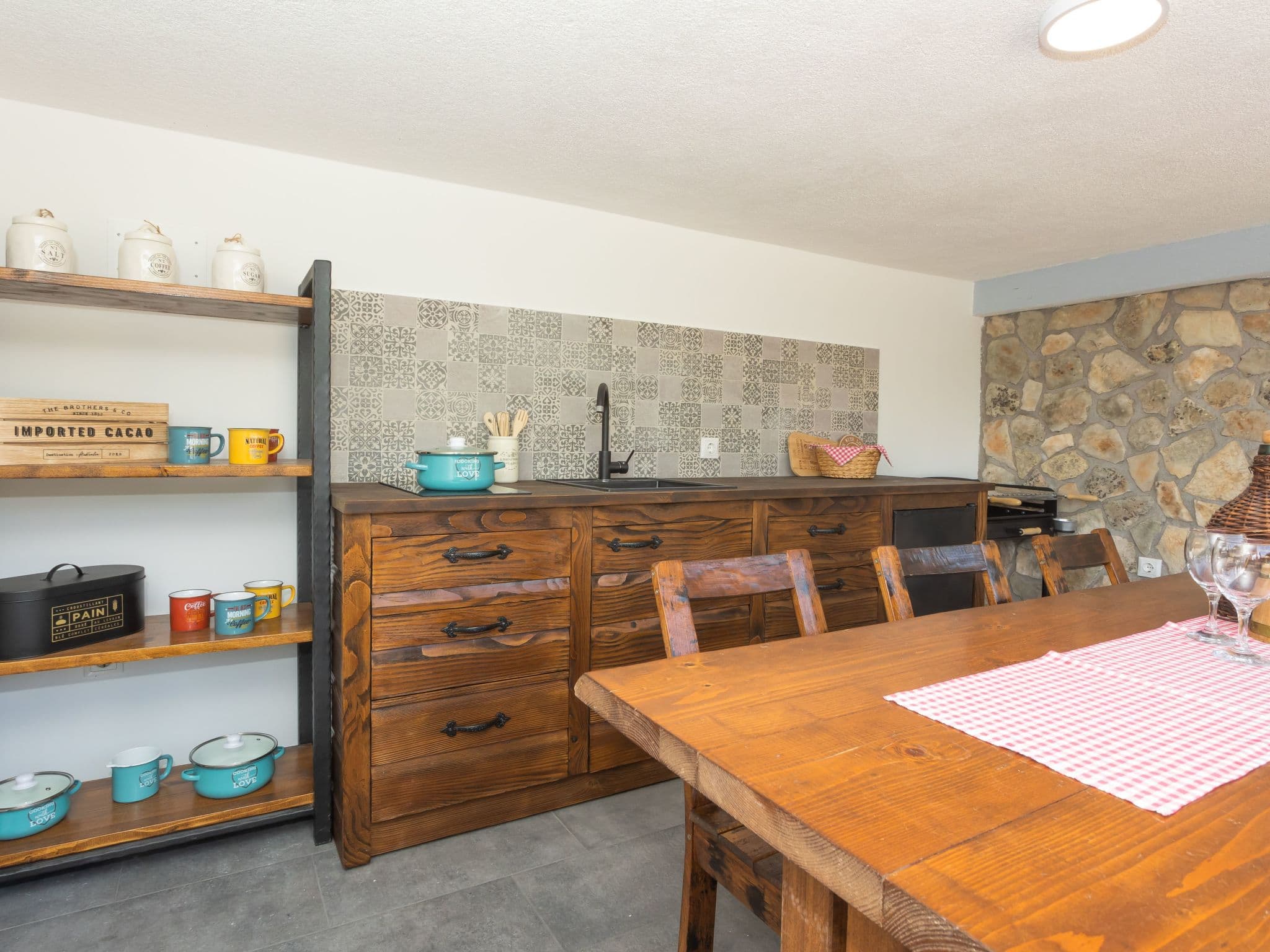 Kitchen / Dining Room