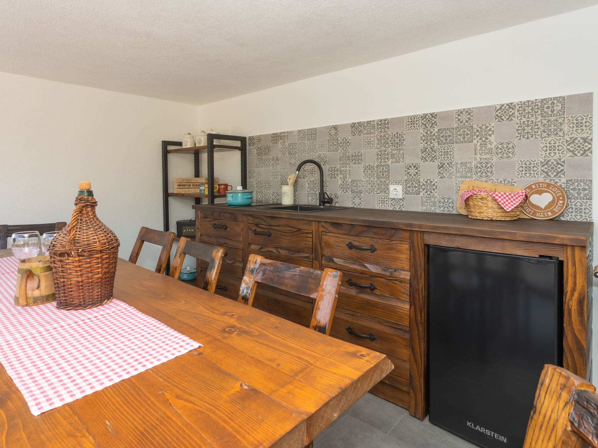 Kitchen / Dining Room