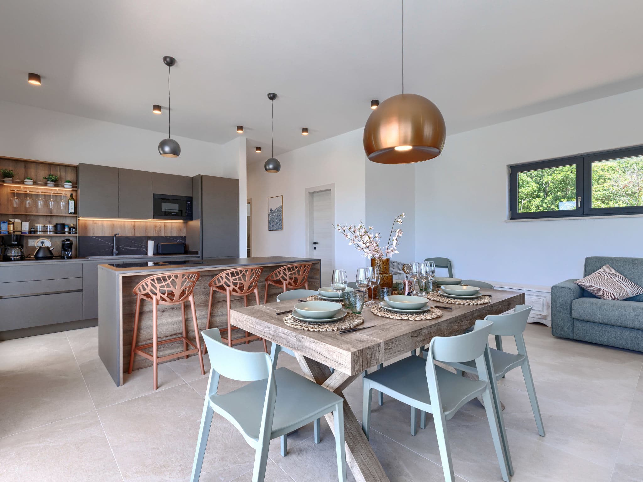 Kitchen / Dining Room