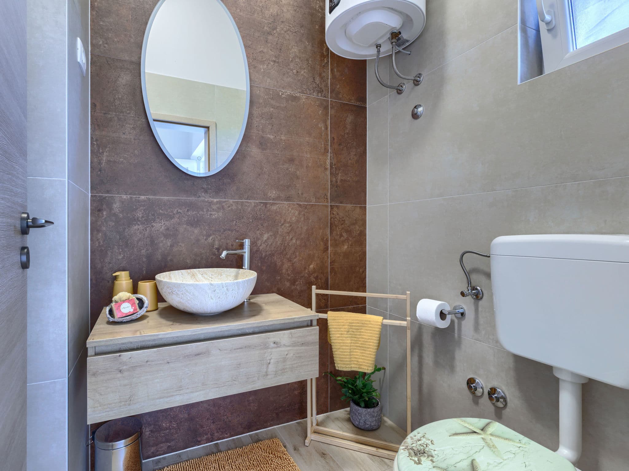 Bathroom / Wellness