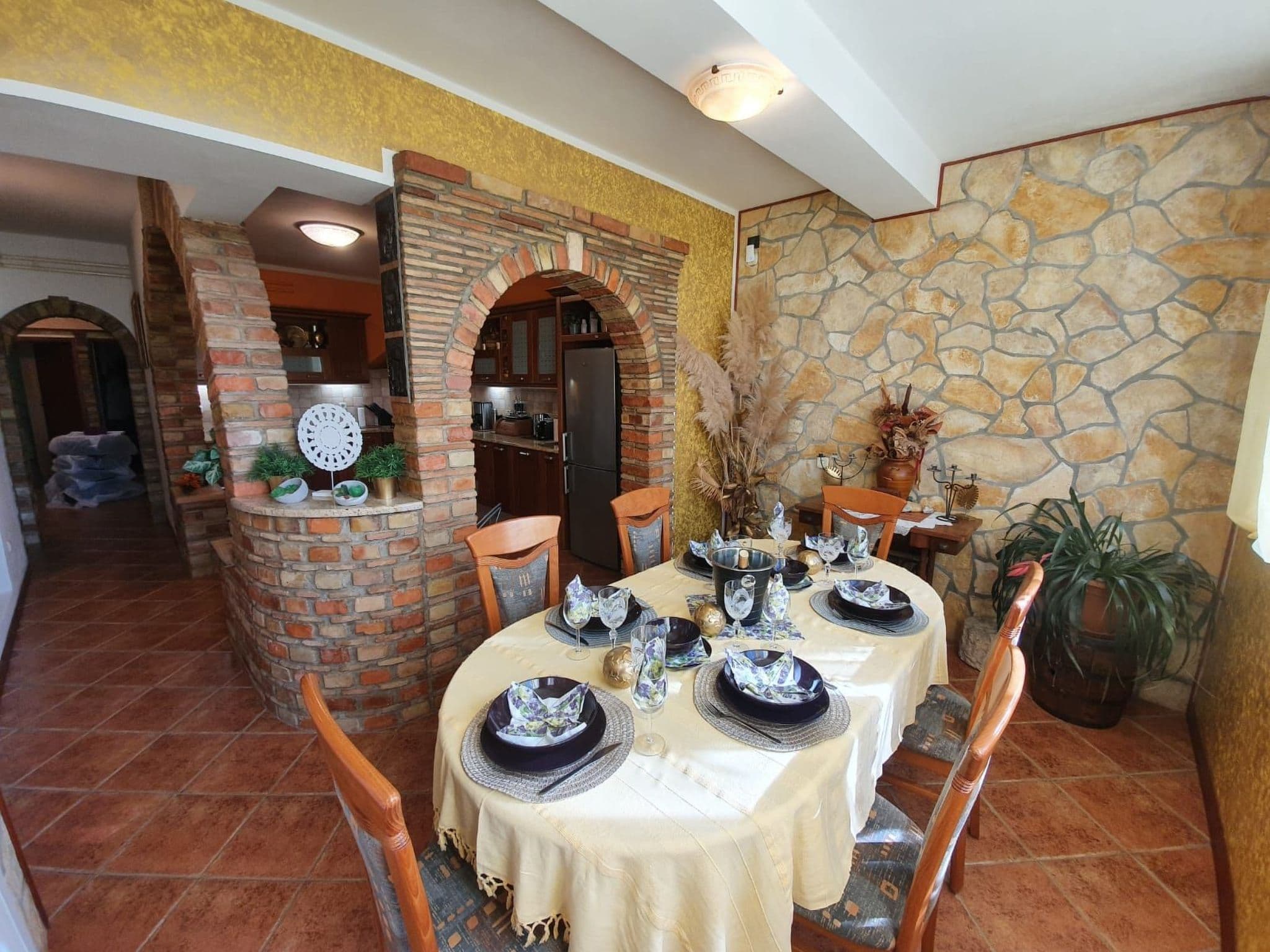 Kitchen / Dining Room