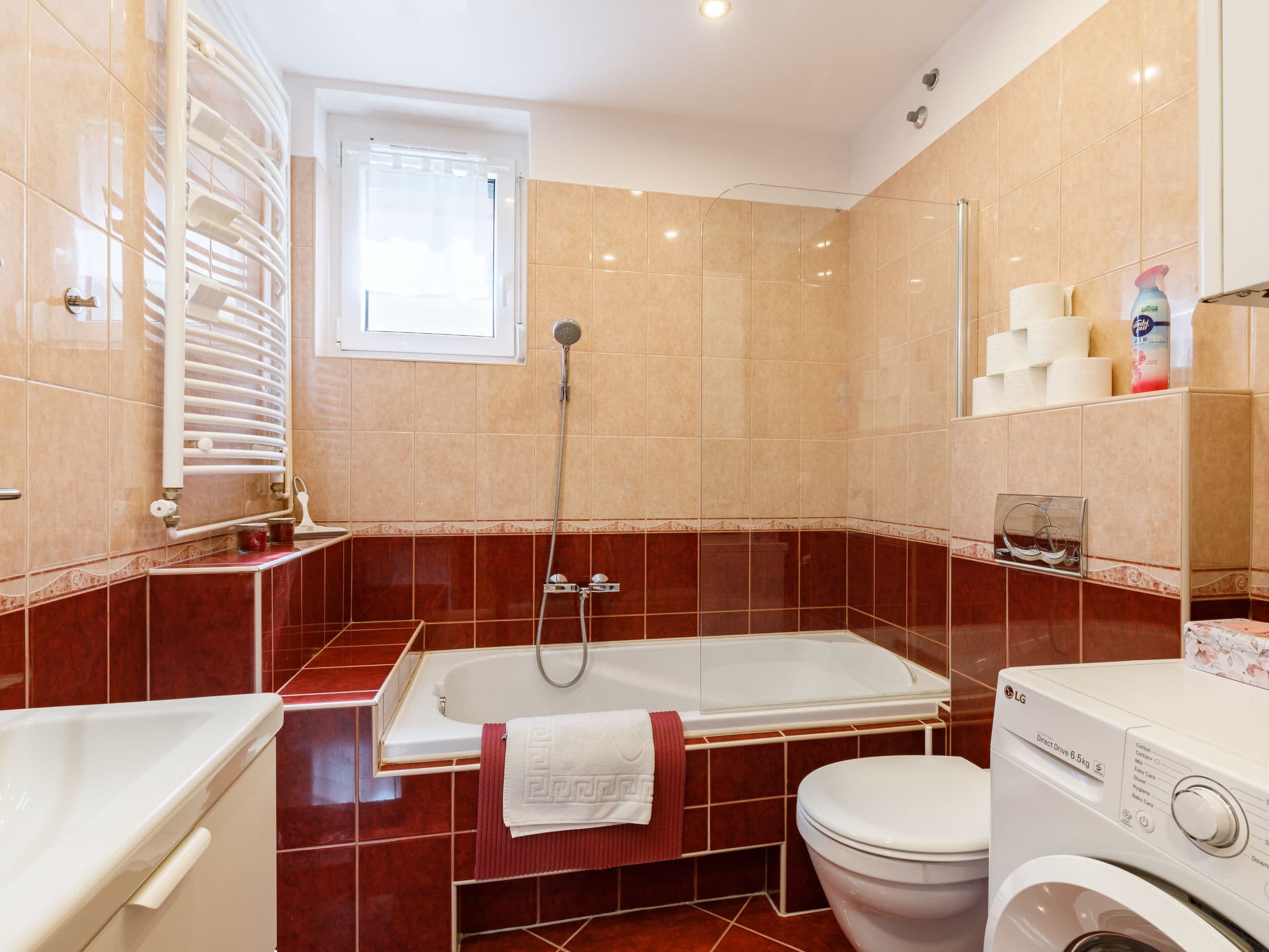 Bathroom / Wellness