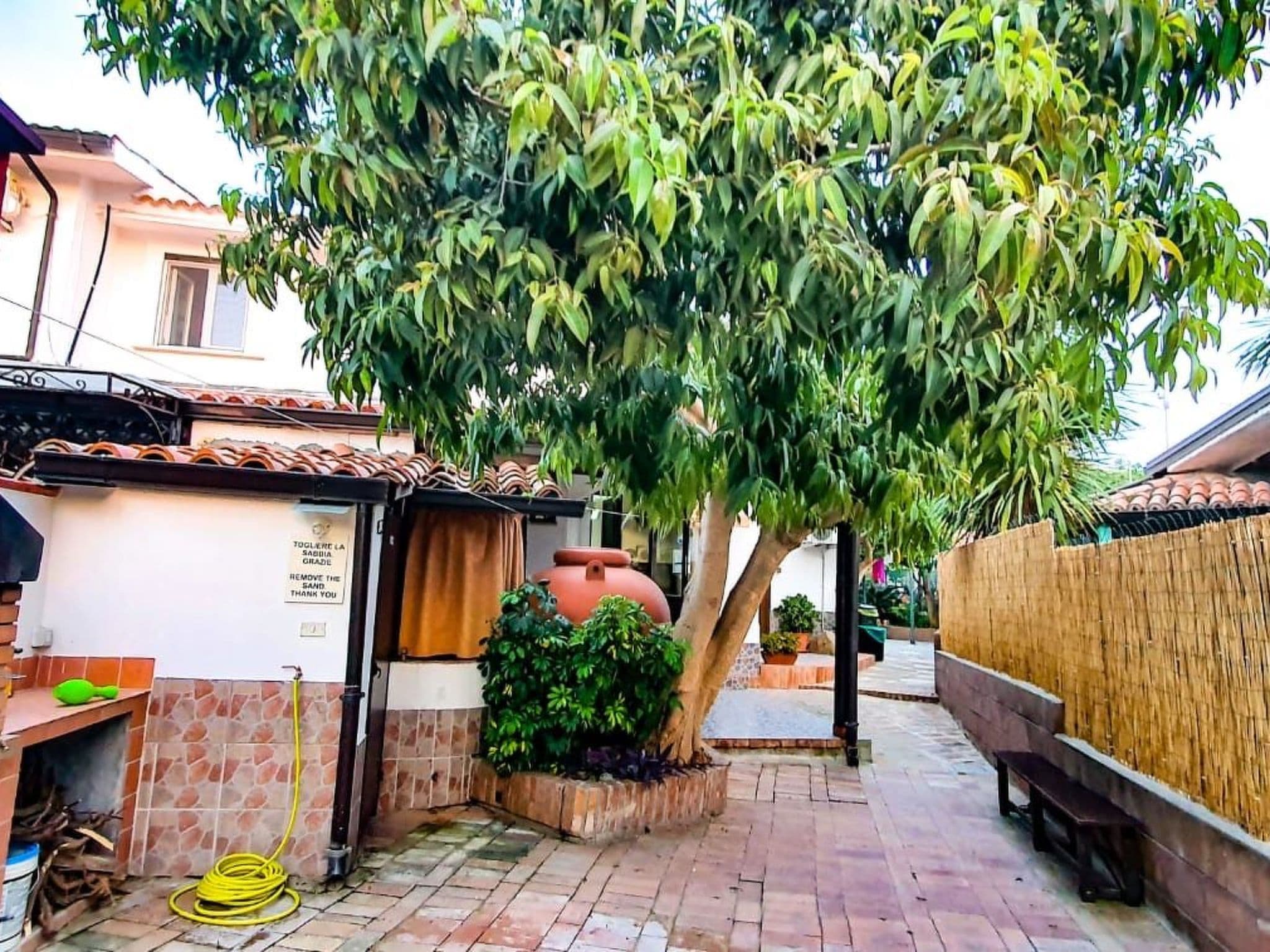 Gallery Image 13