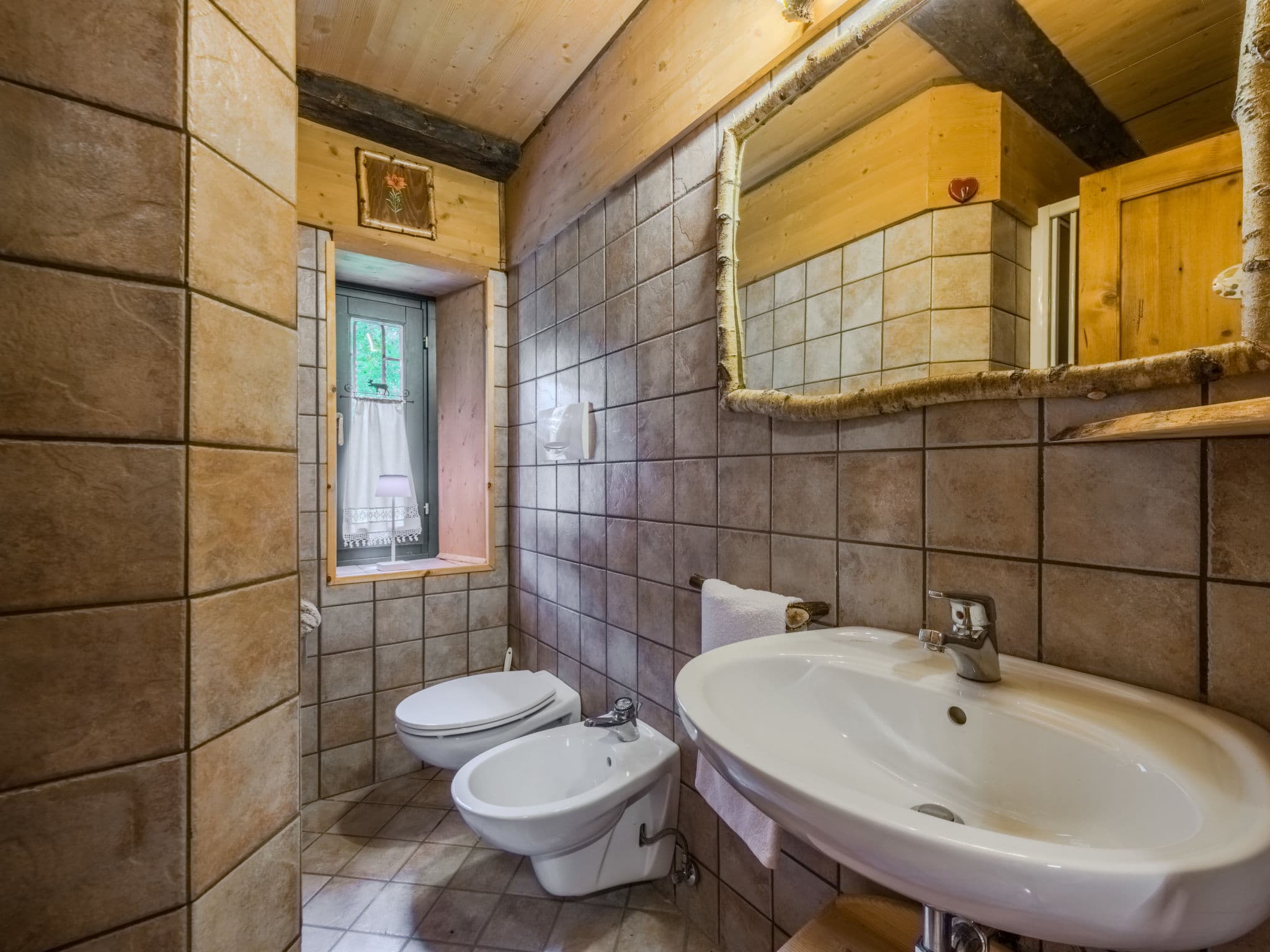 Bathroom / Wellness