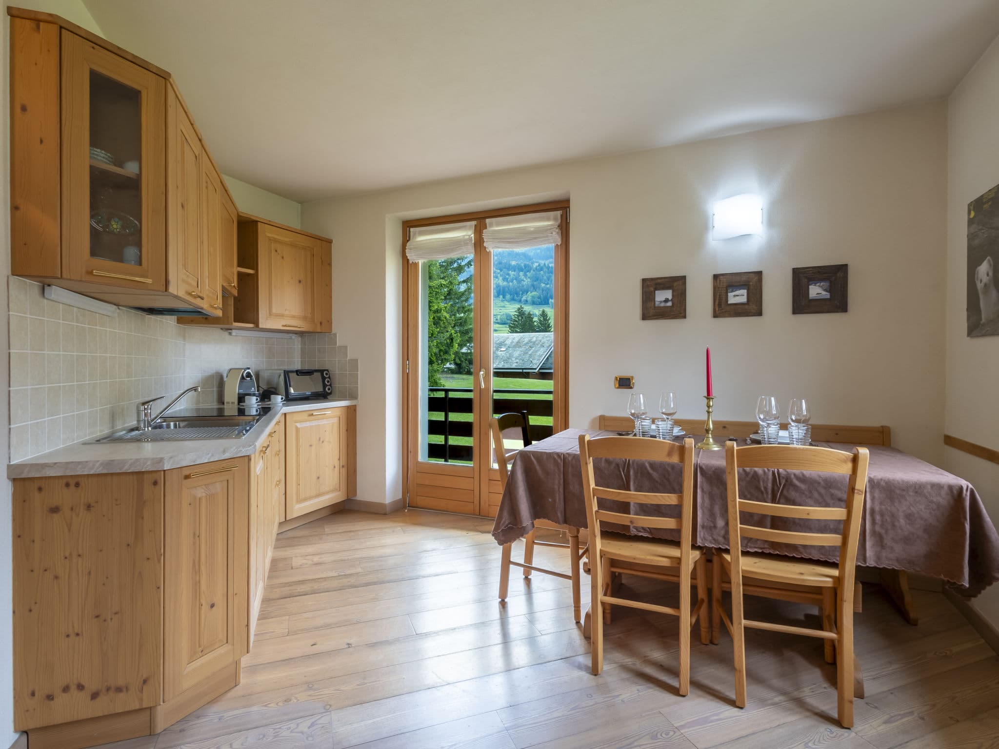 Kitchen / Dining Room