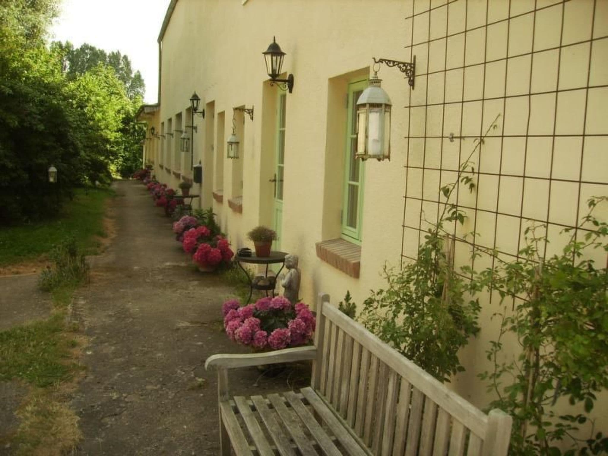 Gallery Image 18