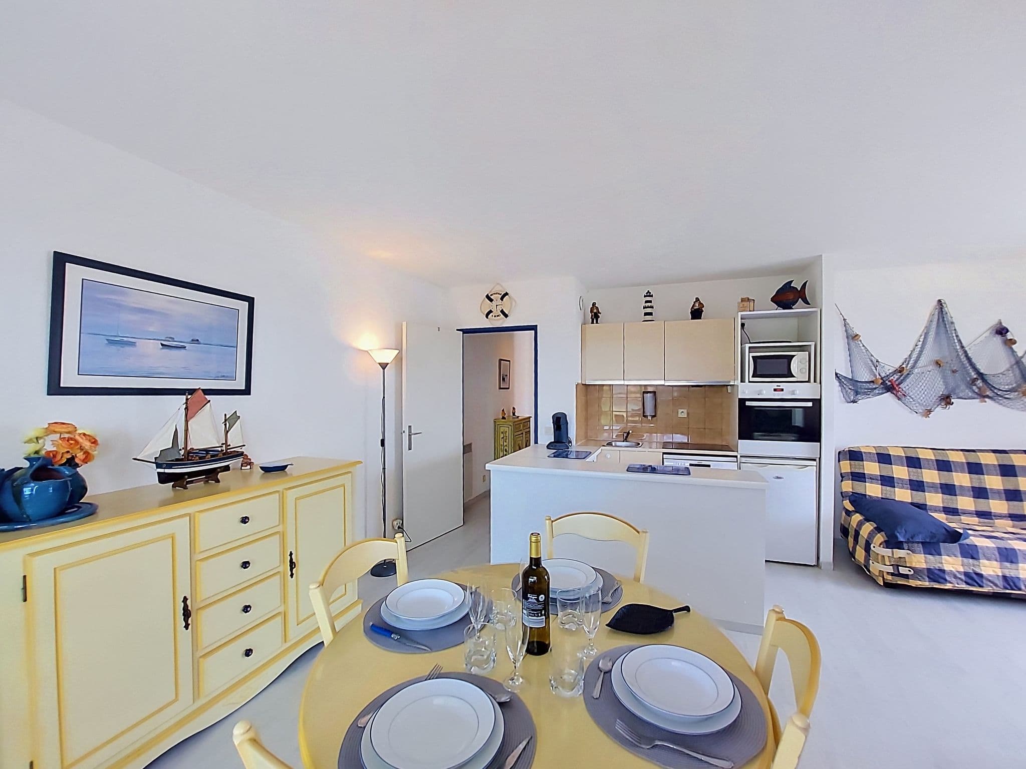 Kitchen / Dining Room