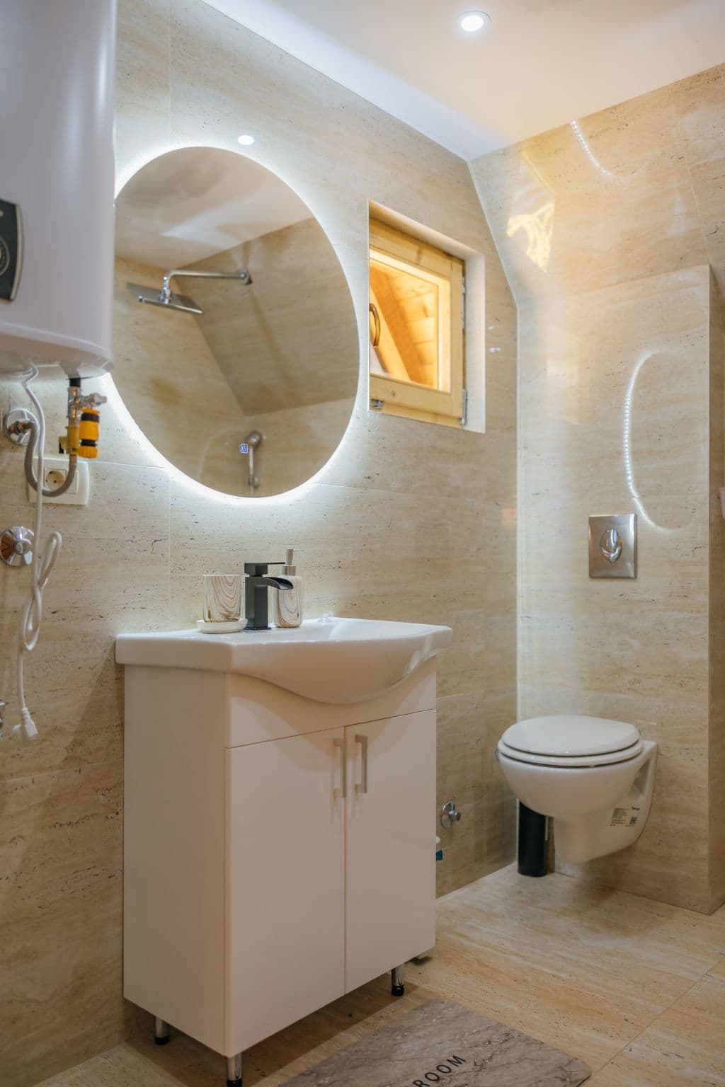 Bathroom / Wellness