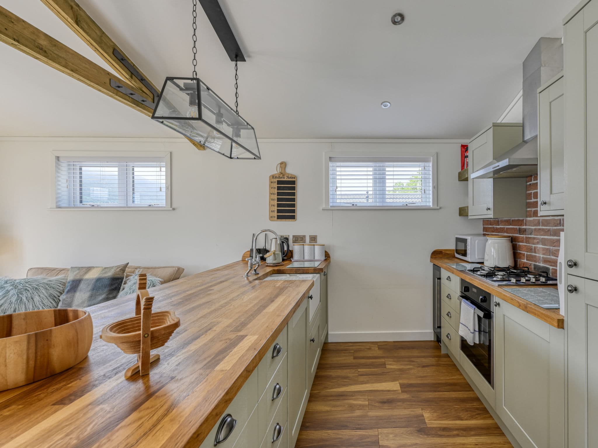 Kitchen / Dining Room