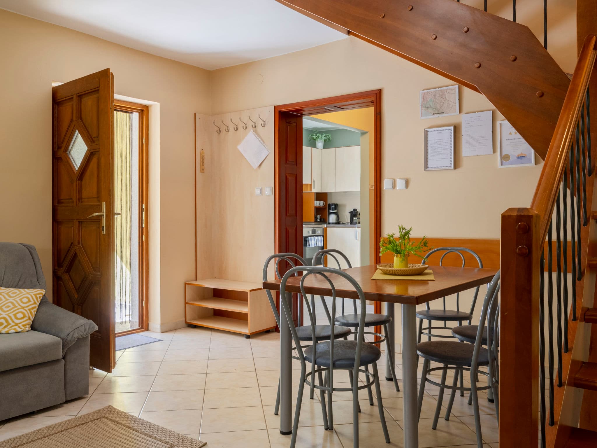 Kitchen / Dining Room