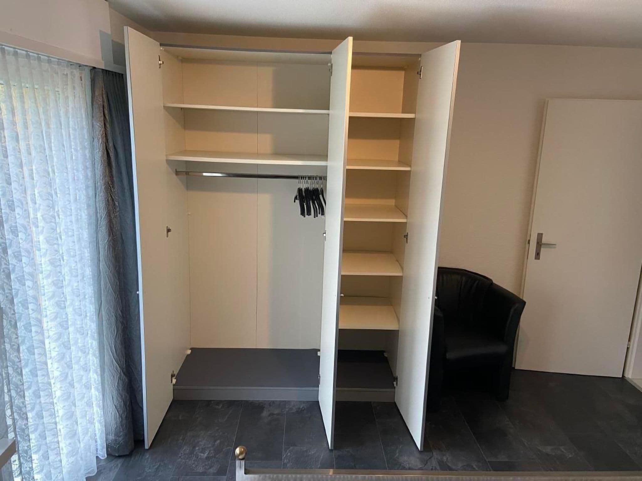 Gallery Image 36
