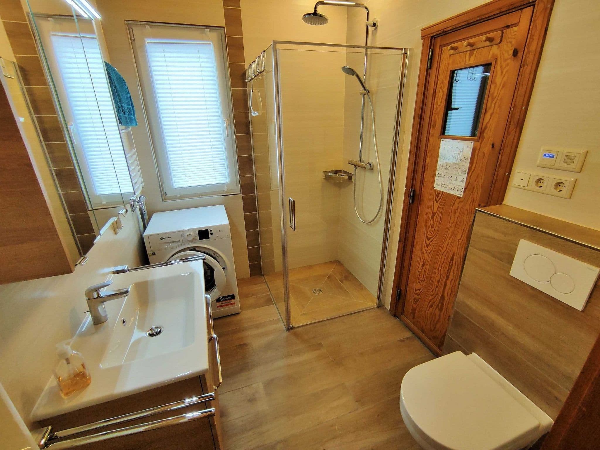 Bathroom / Wellness