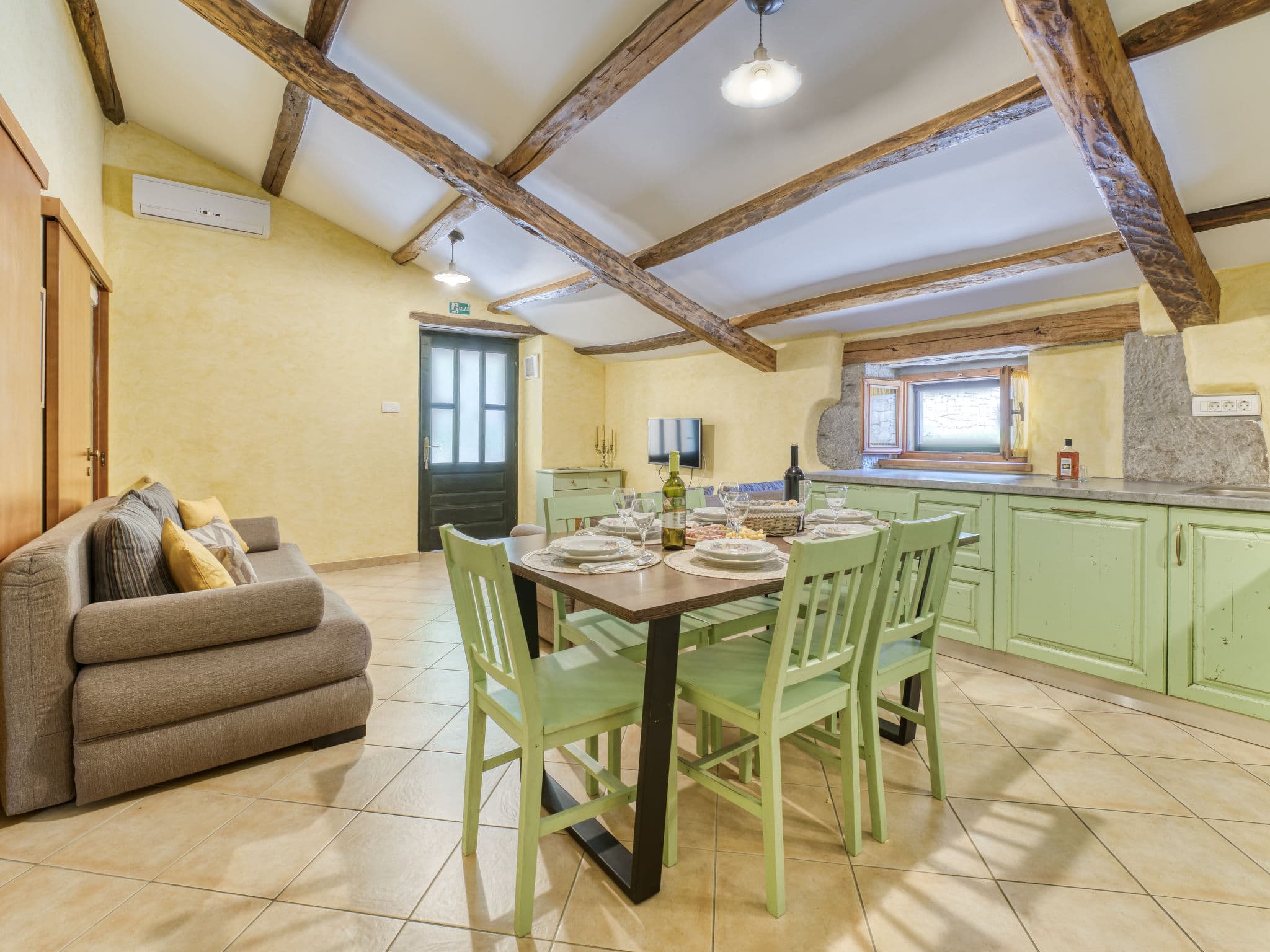 Kitchen / Dining Room