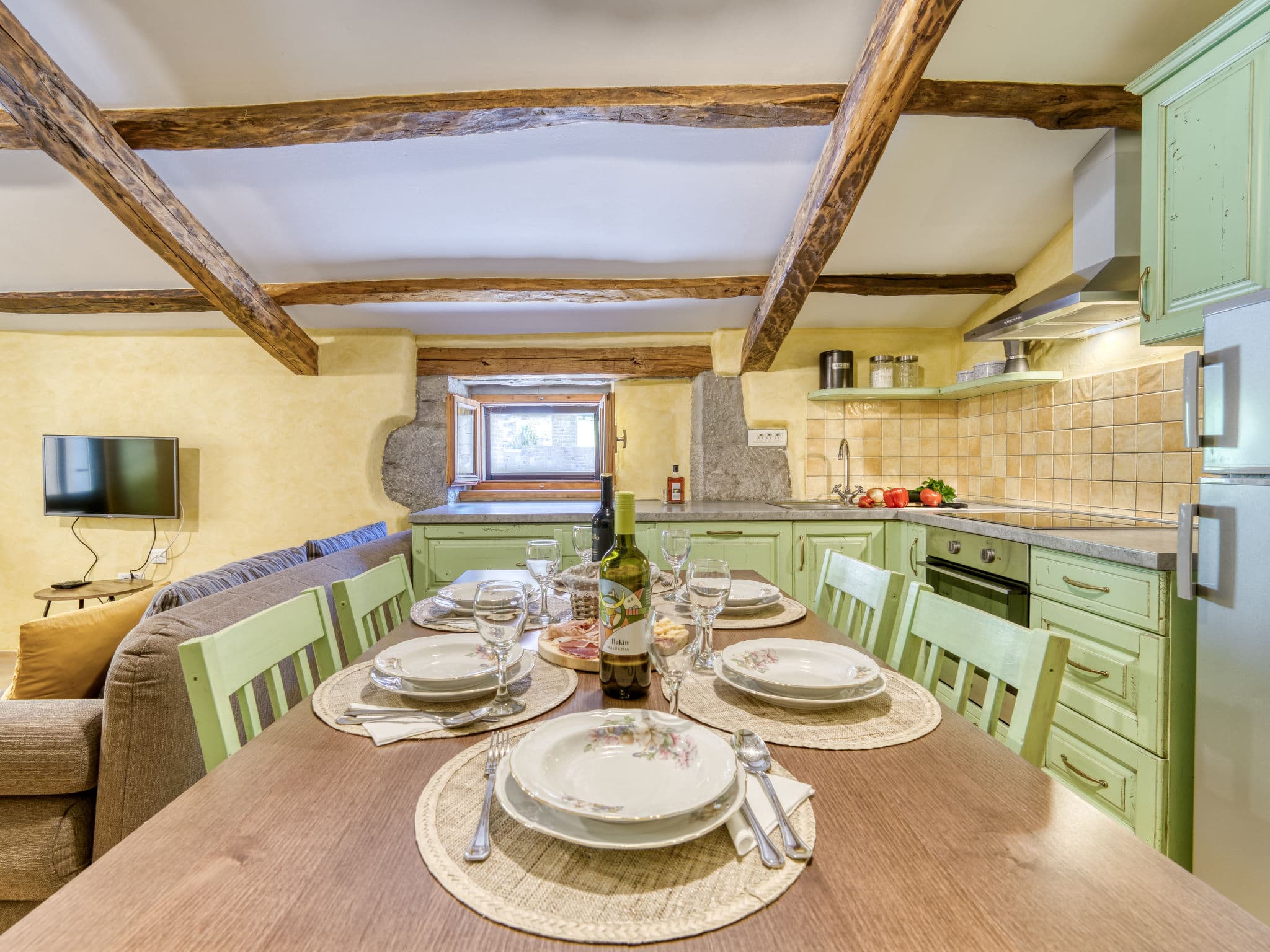 Kitchen / Dining Room