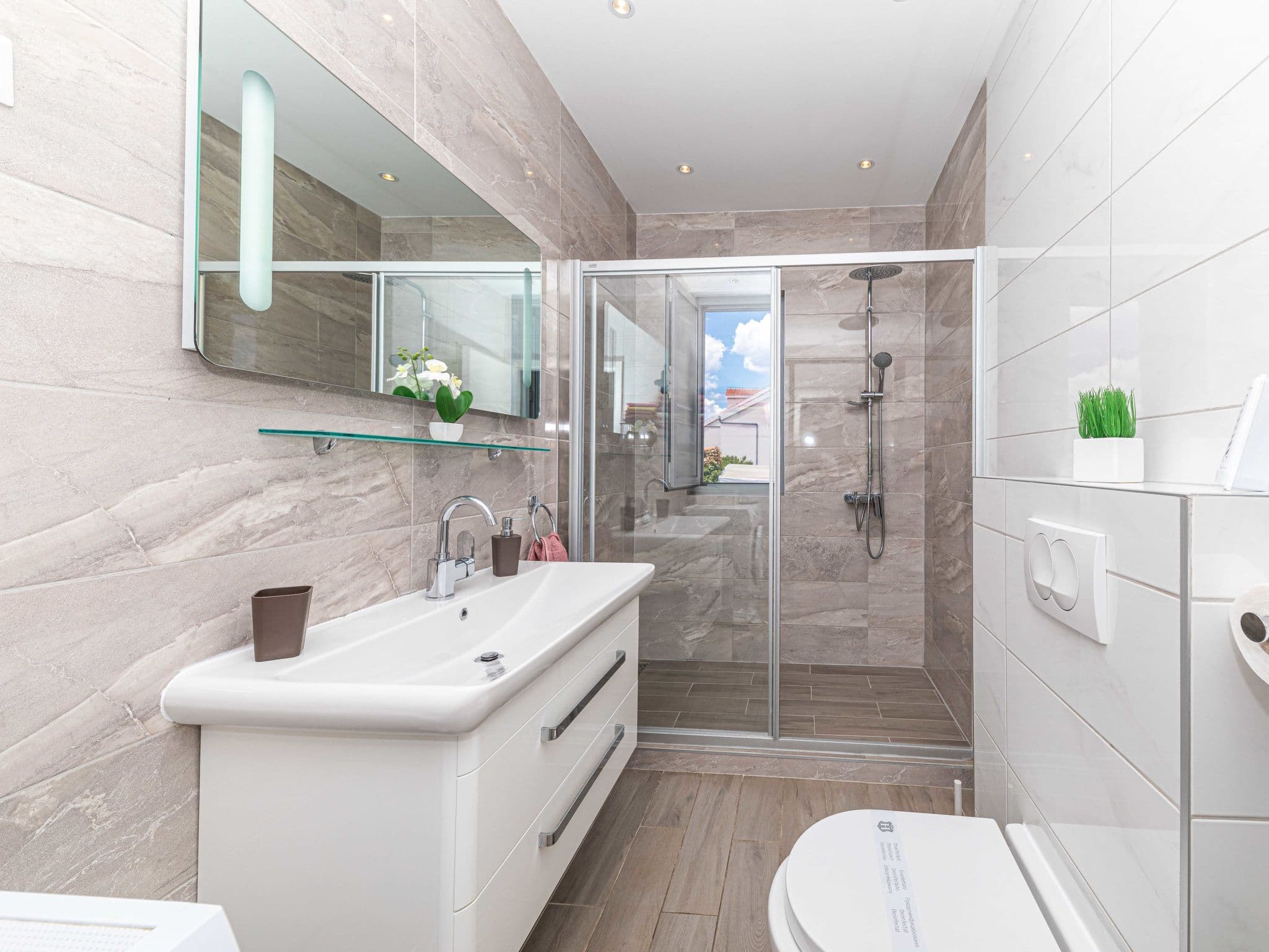 Bathroom / Wellness