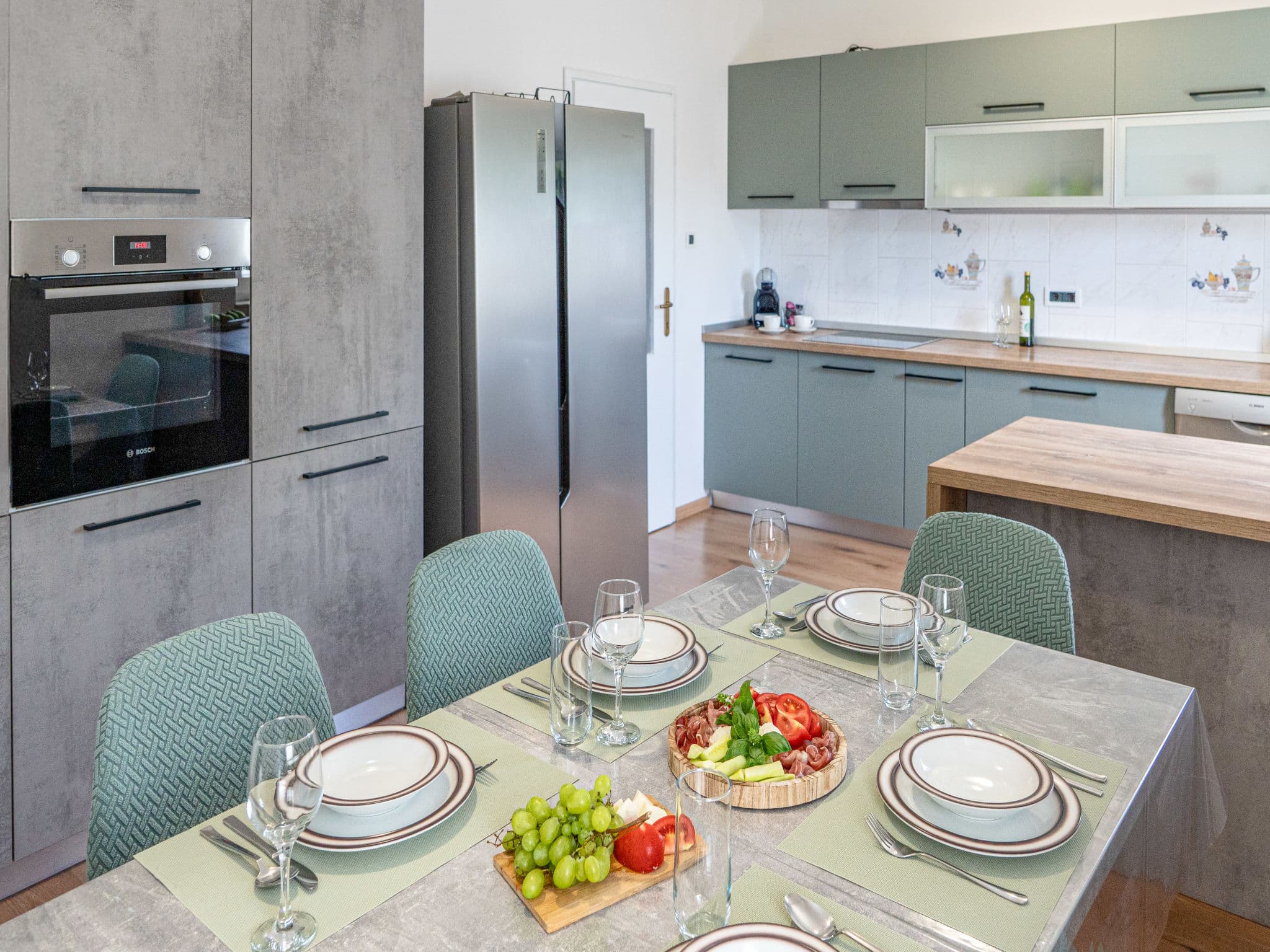Kitchen / Dining Room
