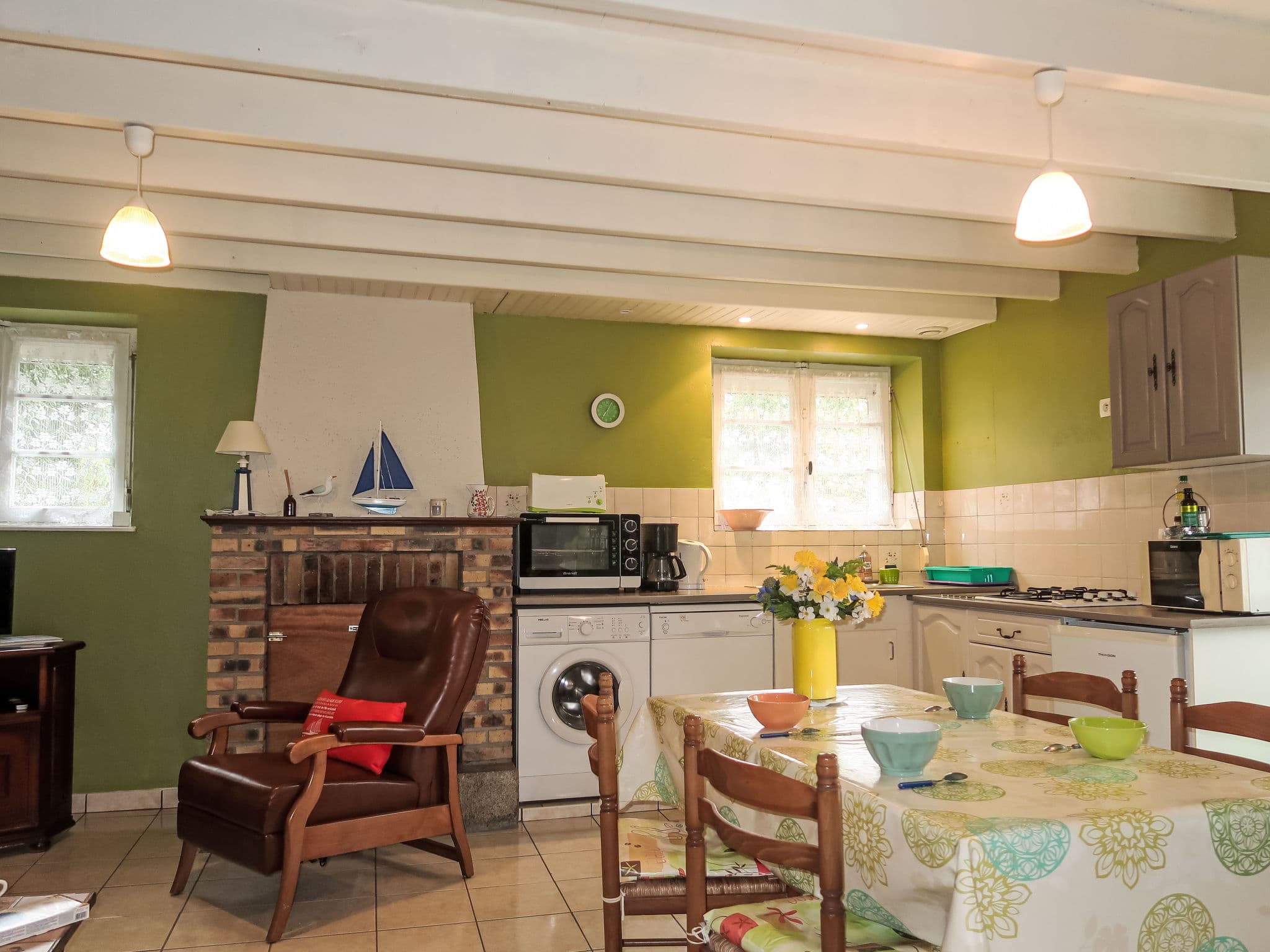 Kitchen / Dining Room