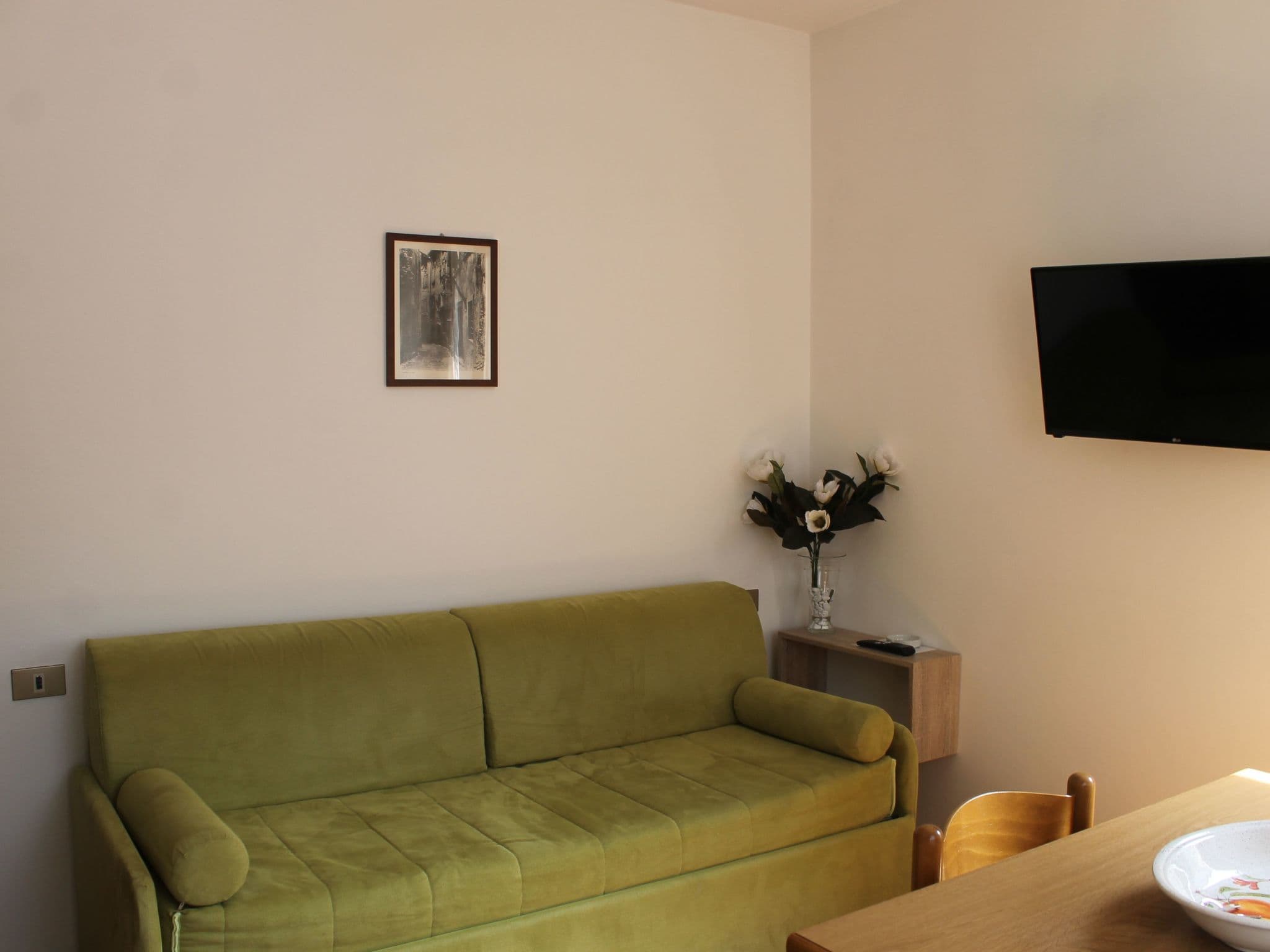 Gallery Image 16