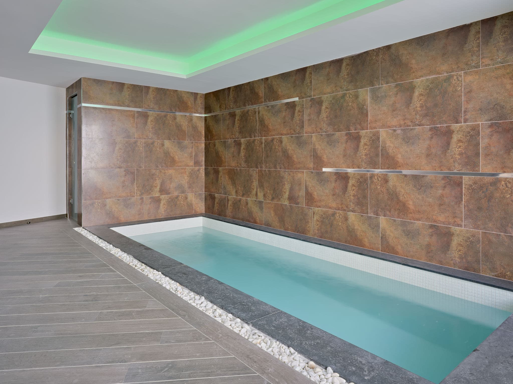 Pool Indoor