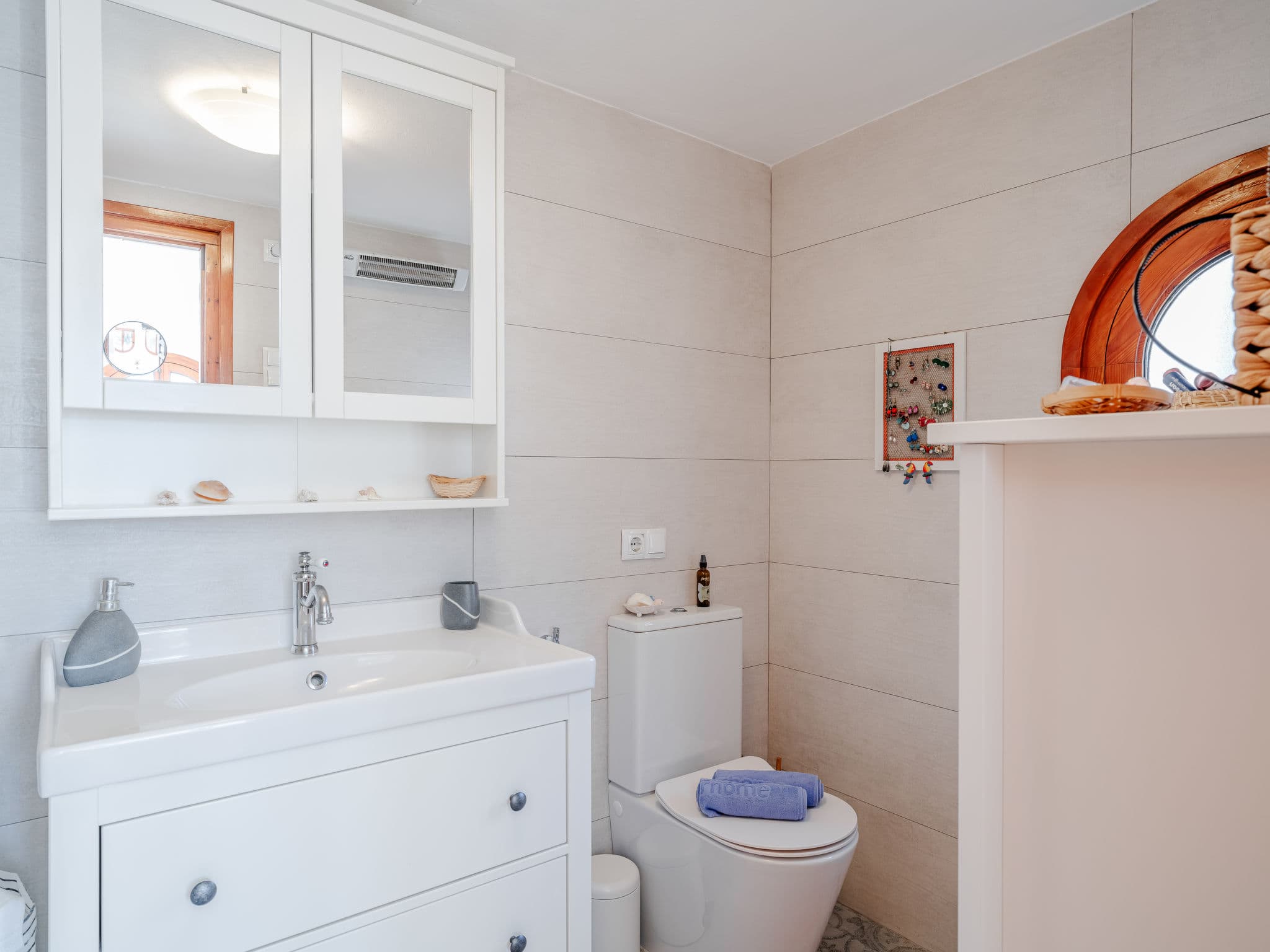 Bathroom / Wellness