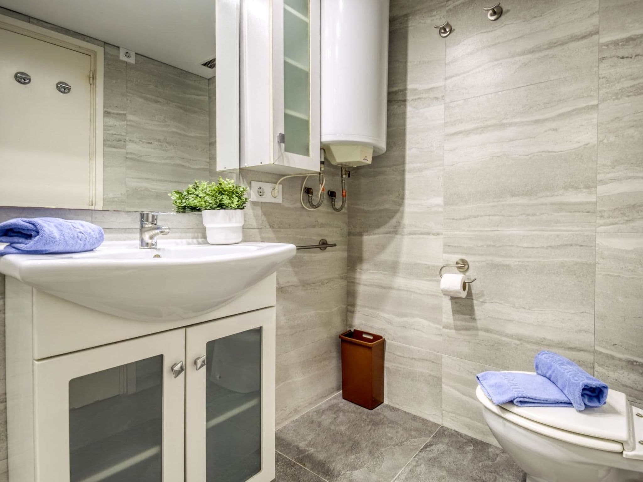 Bathroom / Wellness