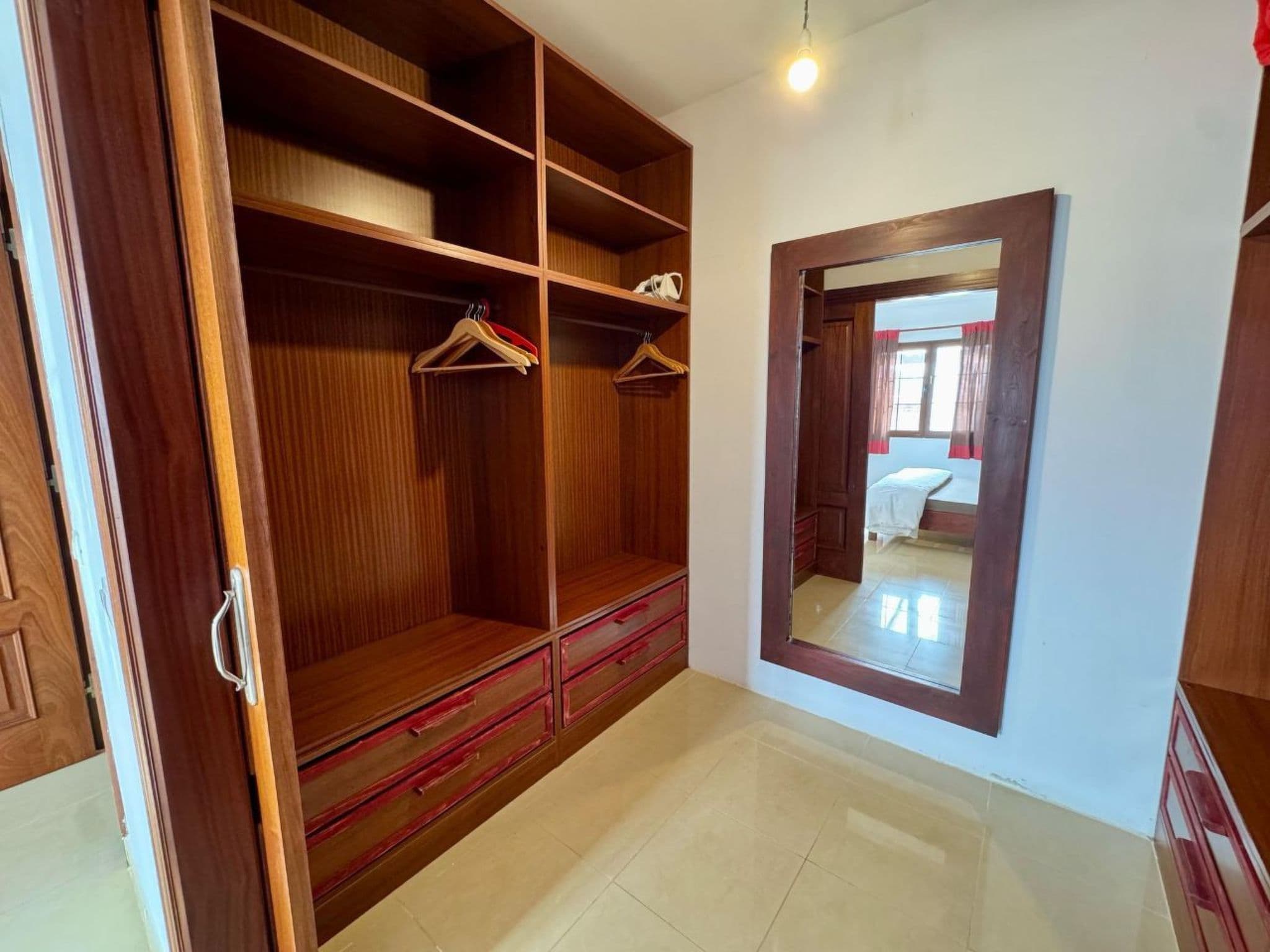 Gallery Image 25