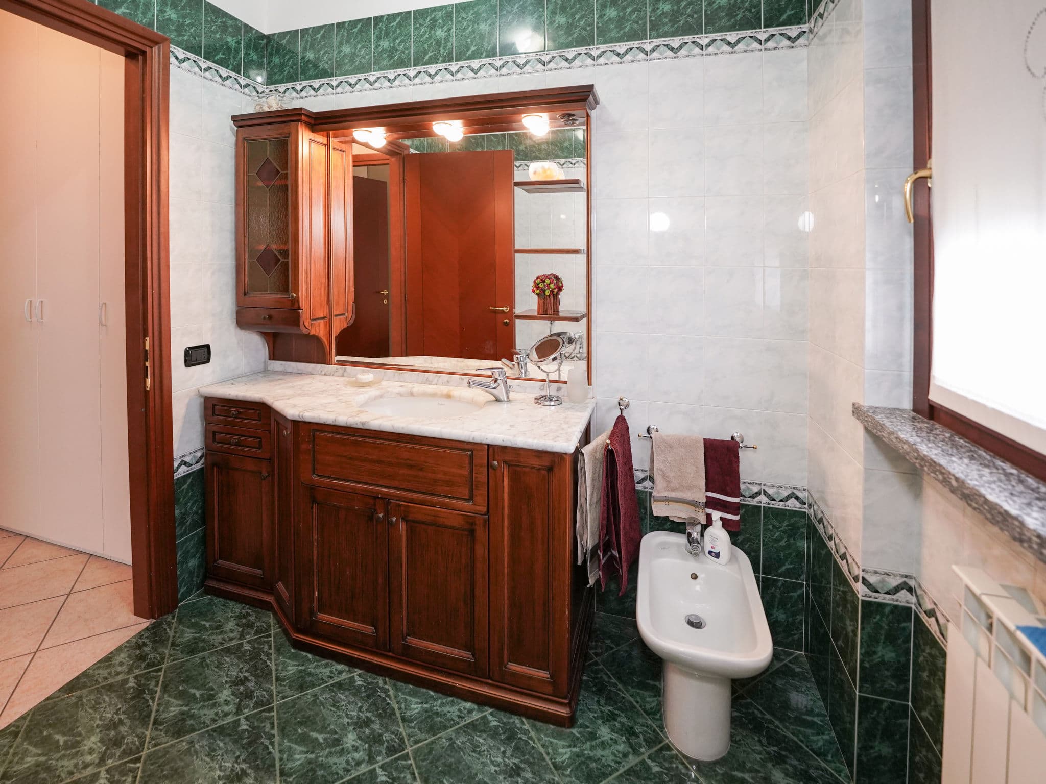 Bathroom / Wellness