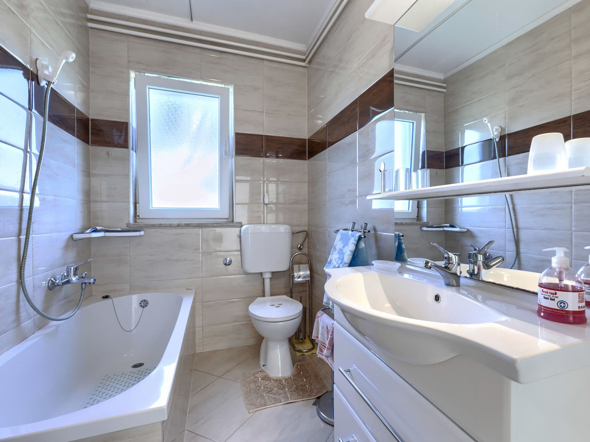 Bathroom / Wellness