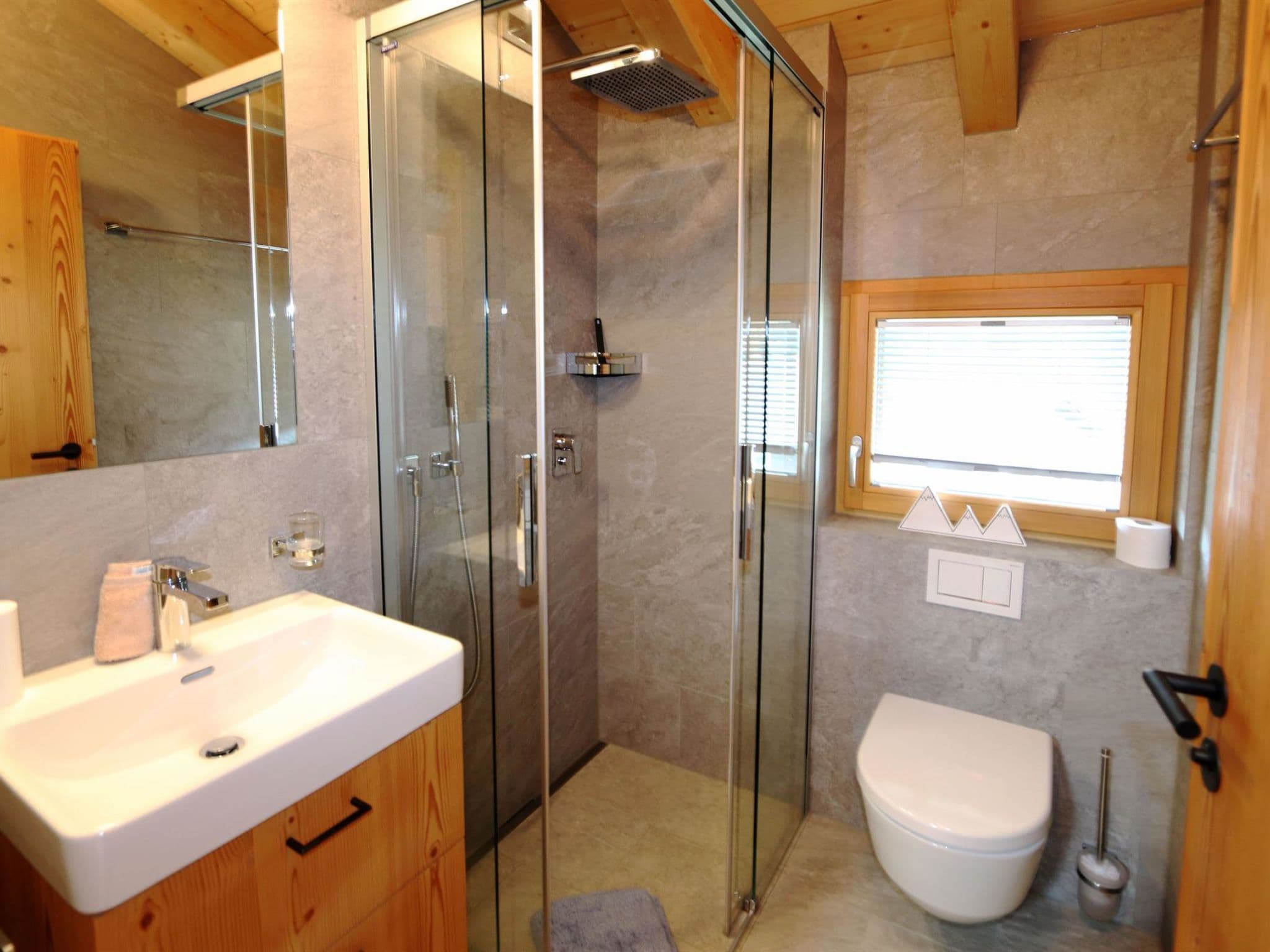 Gallery Image 20