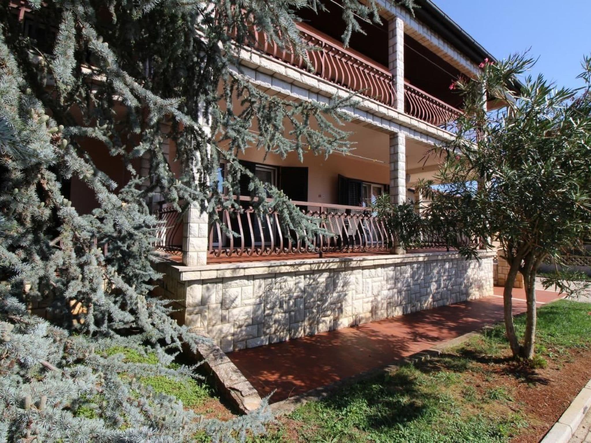 Gallery Image 28