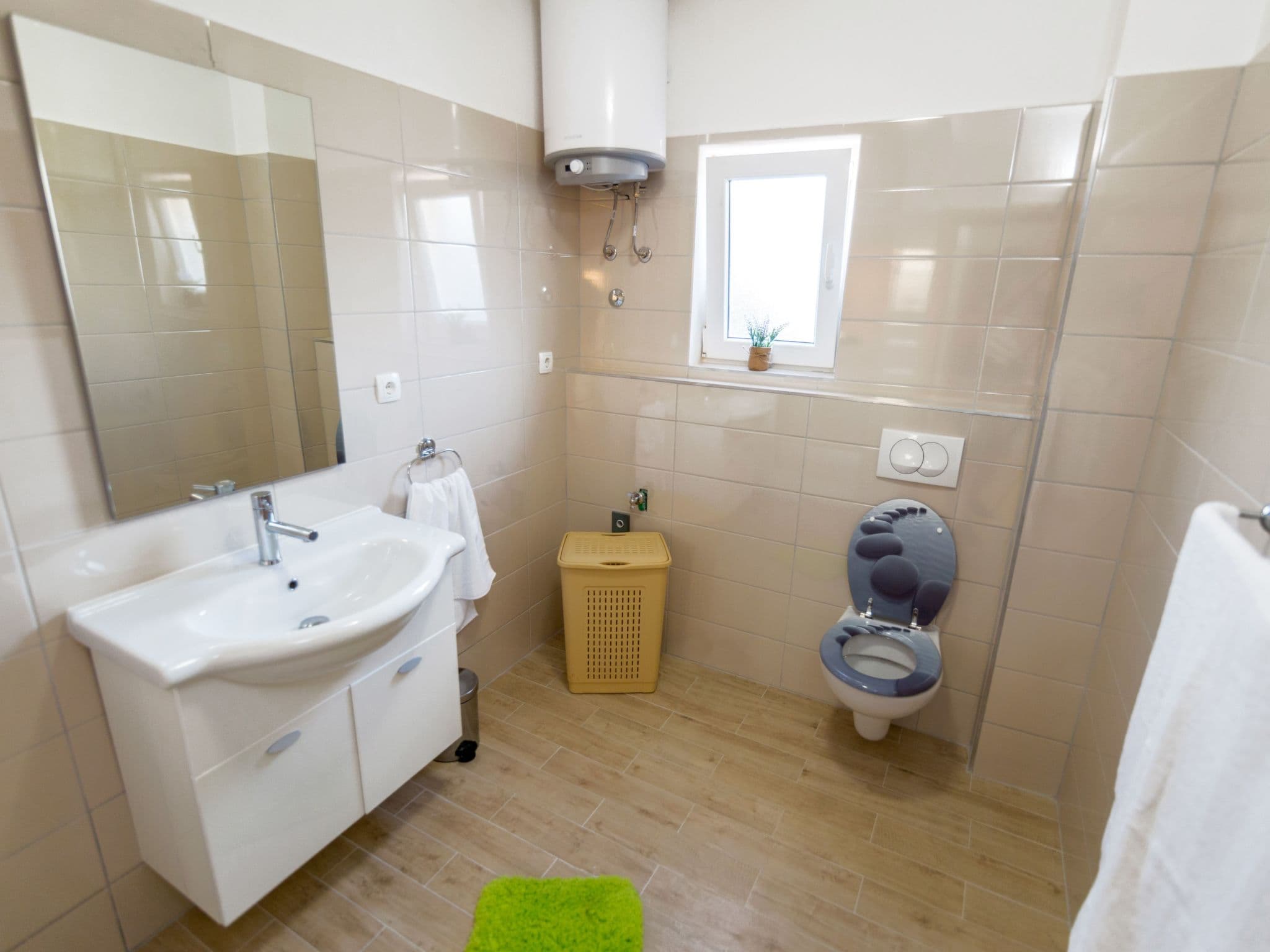 Bathroom / Wellness
