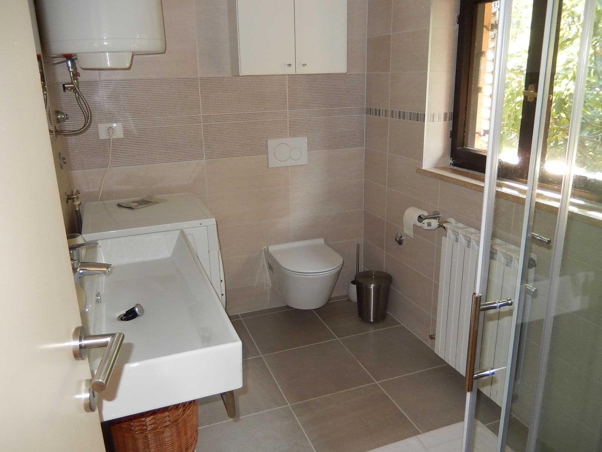 Gallery Image 18