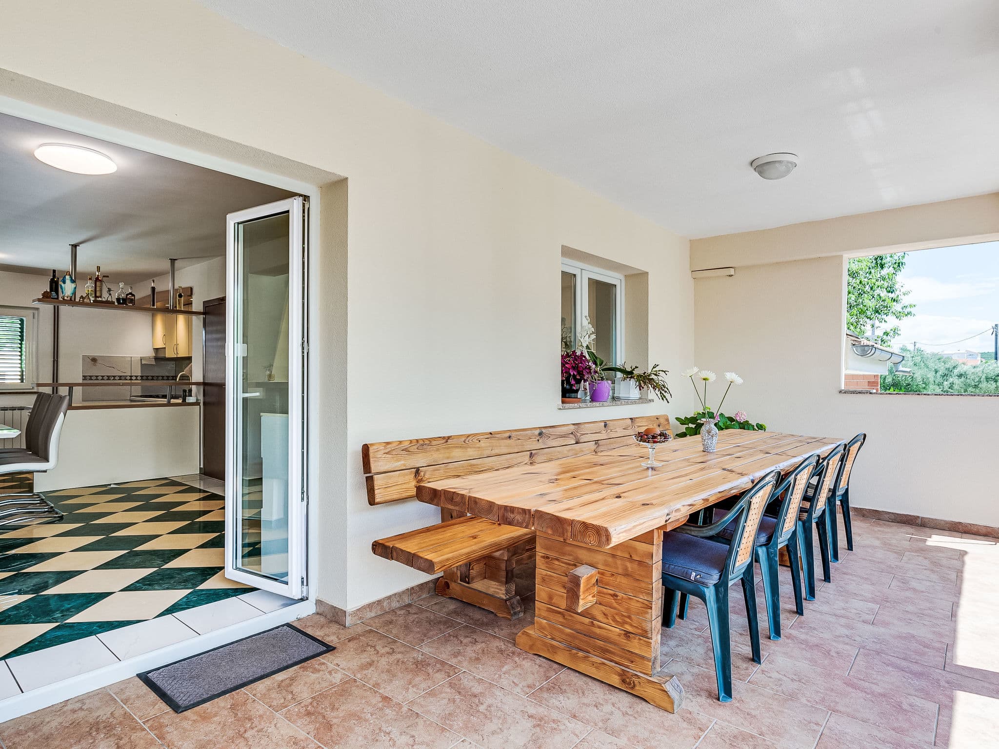 Kitchen / Dining Room
