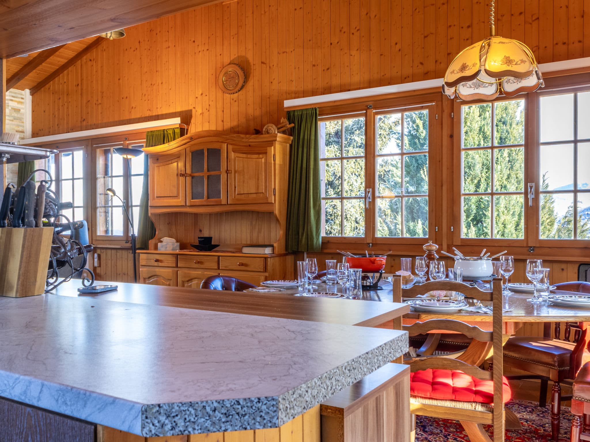 Kitchen / Dining Room