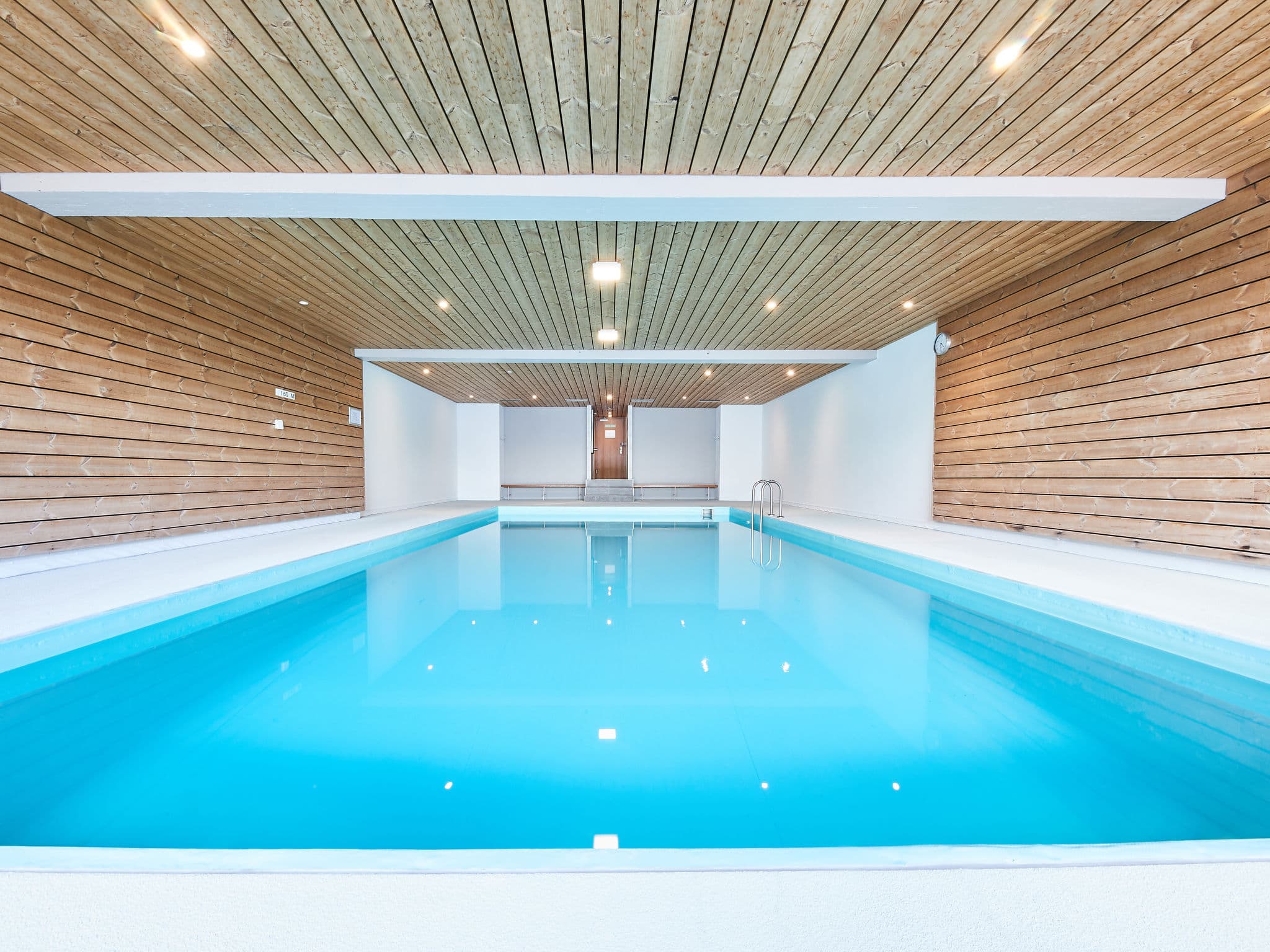 Pool Indoor