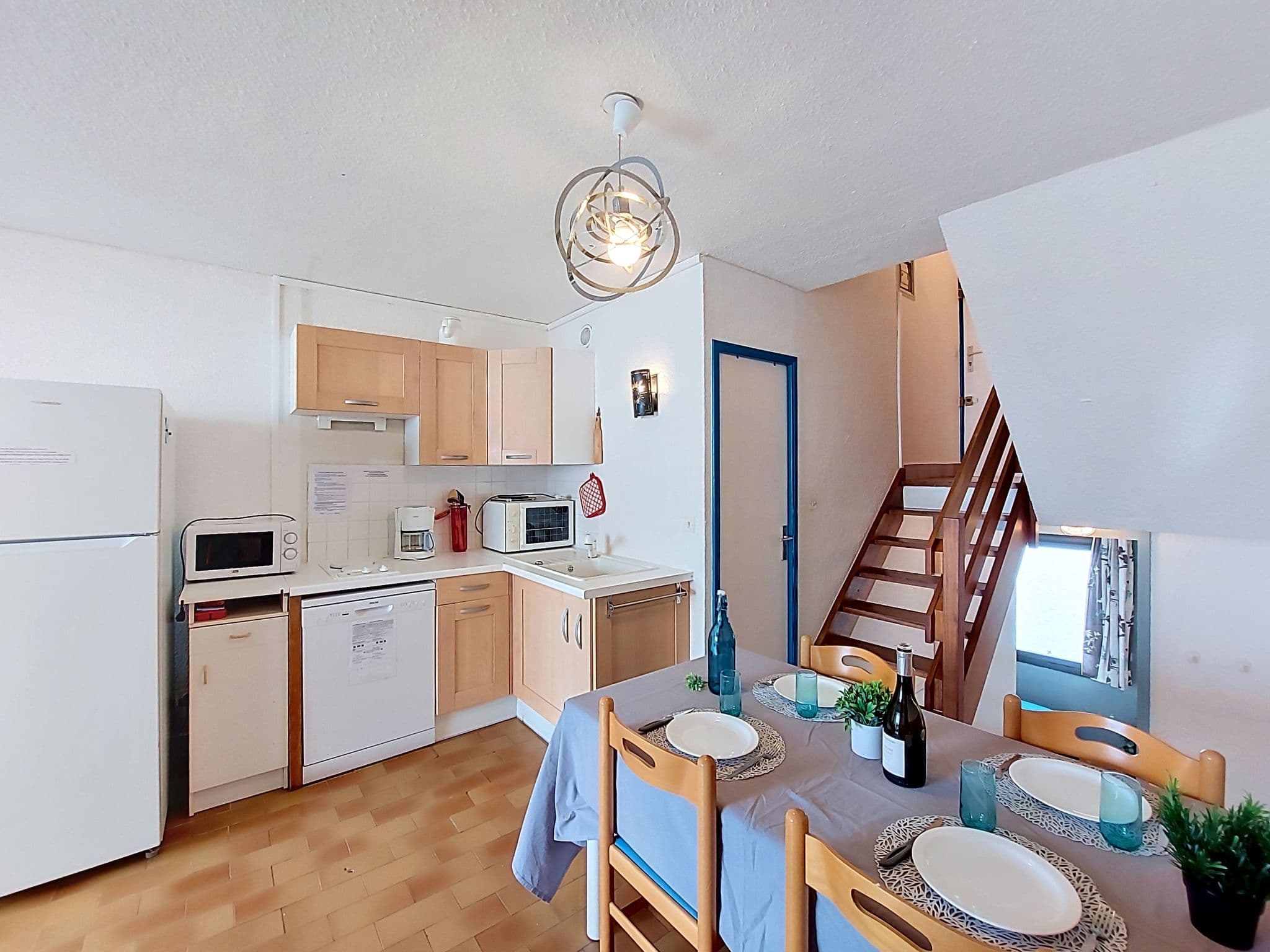 Kitchen / Dining Room