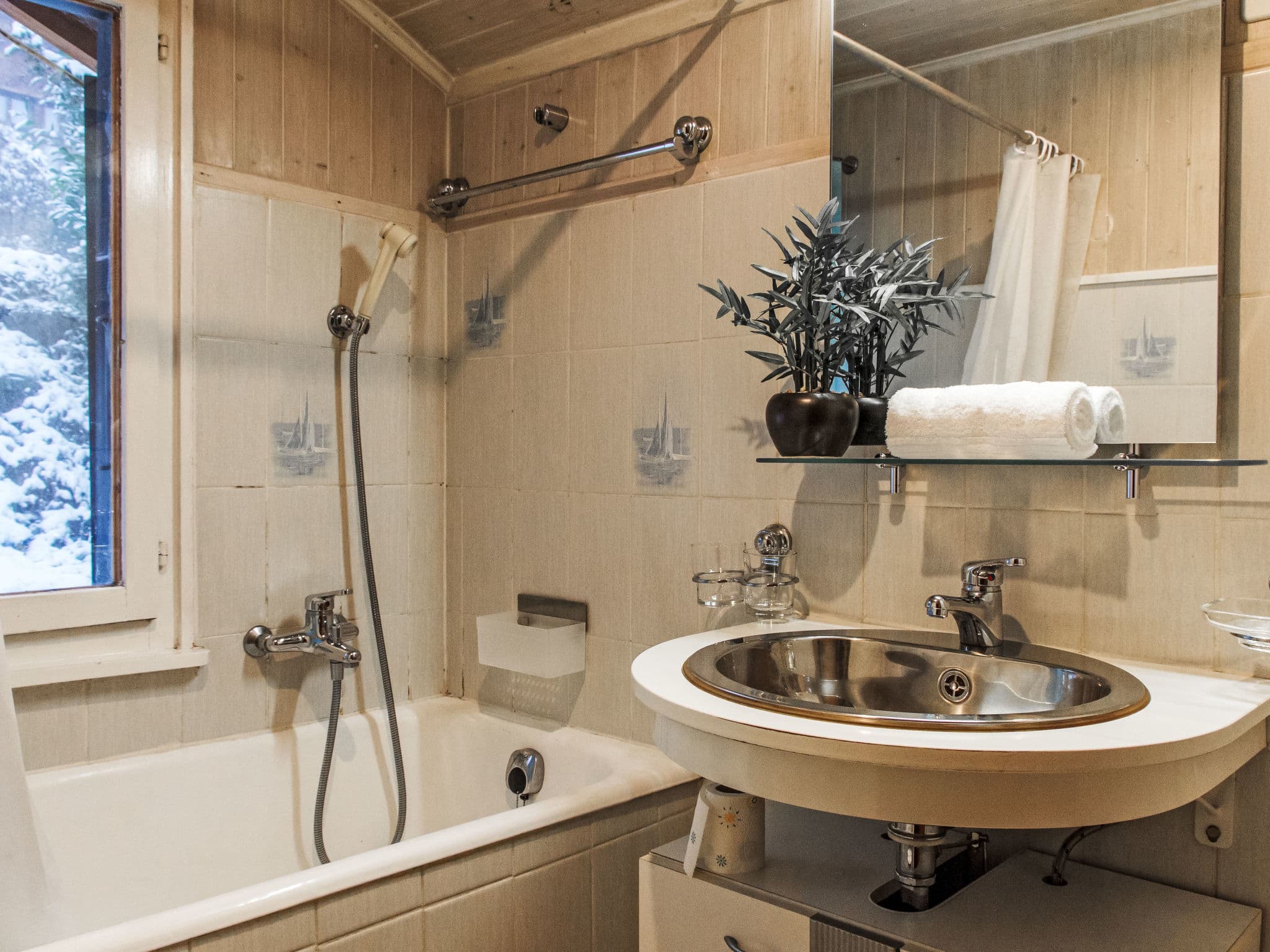 Bathroom / Wellness