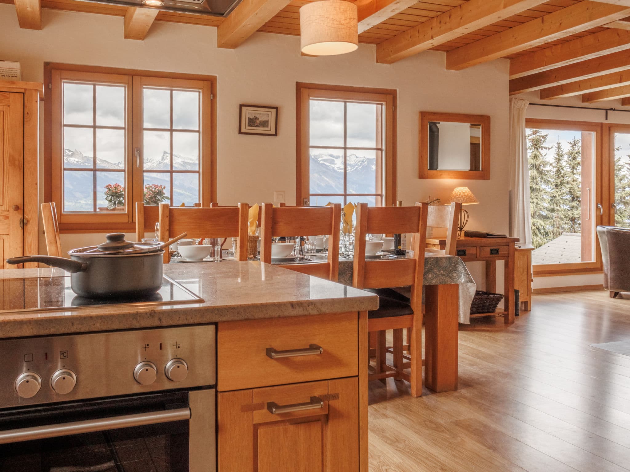 Kitchen / Dining Room